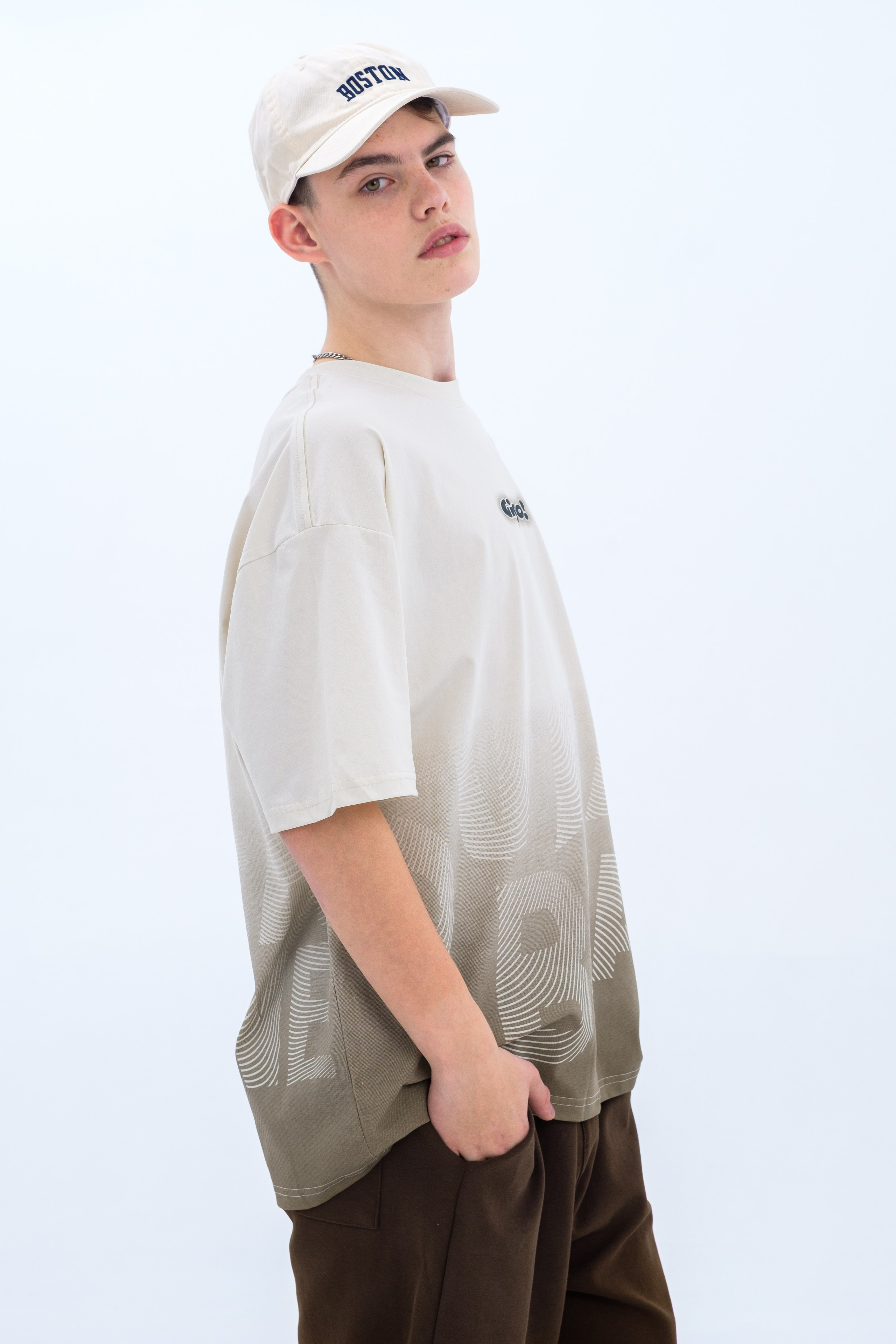 Фотосессия  одежды для маркетплейсов в СПб. Фотосессия для маркетплейсов