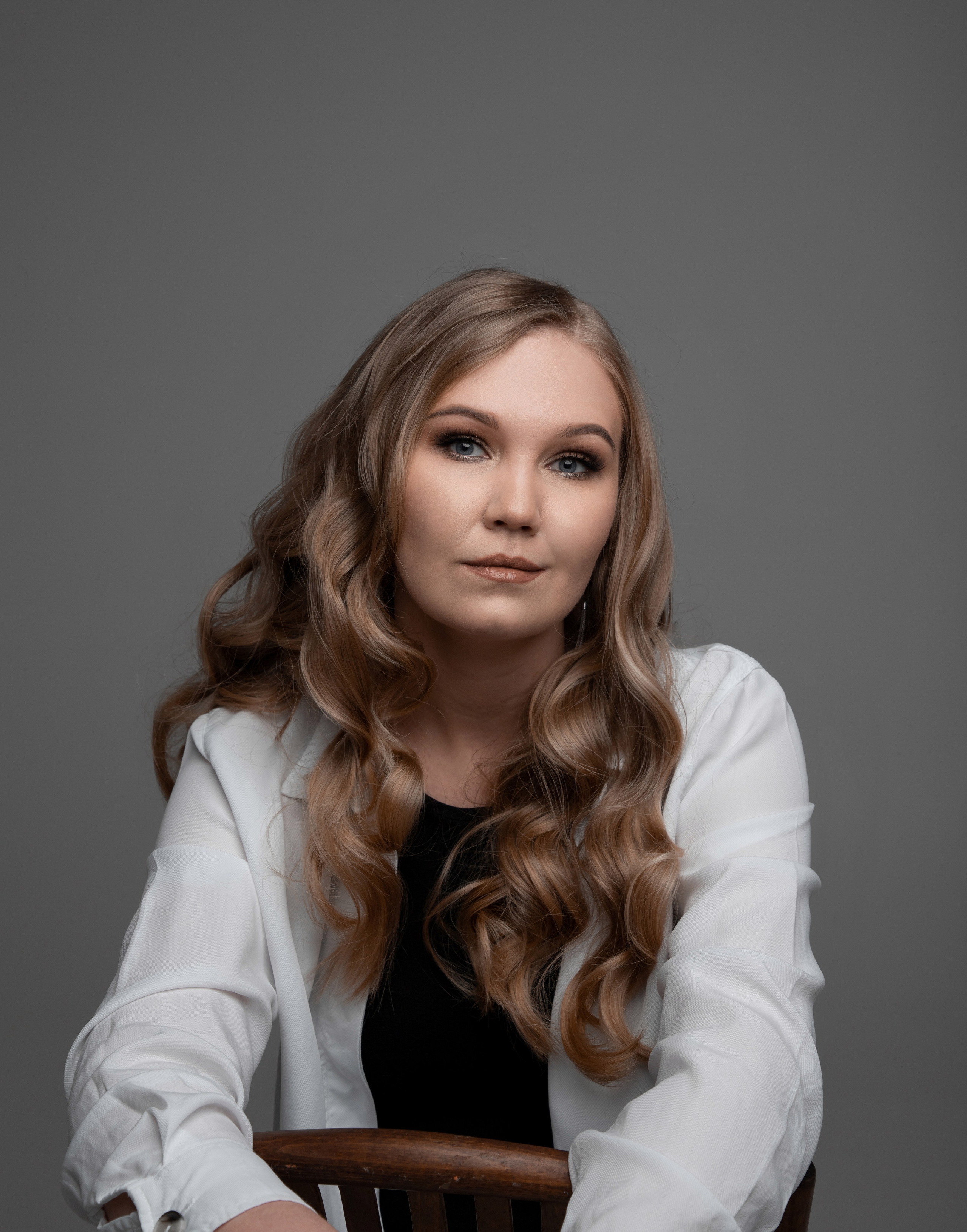 Женский портрет в Тюмени. Фотограф Денис Лесковский (Тюмень)