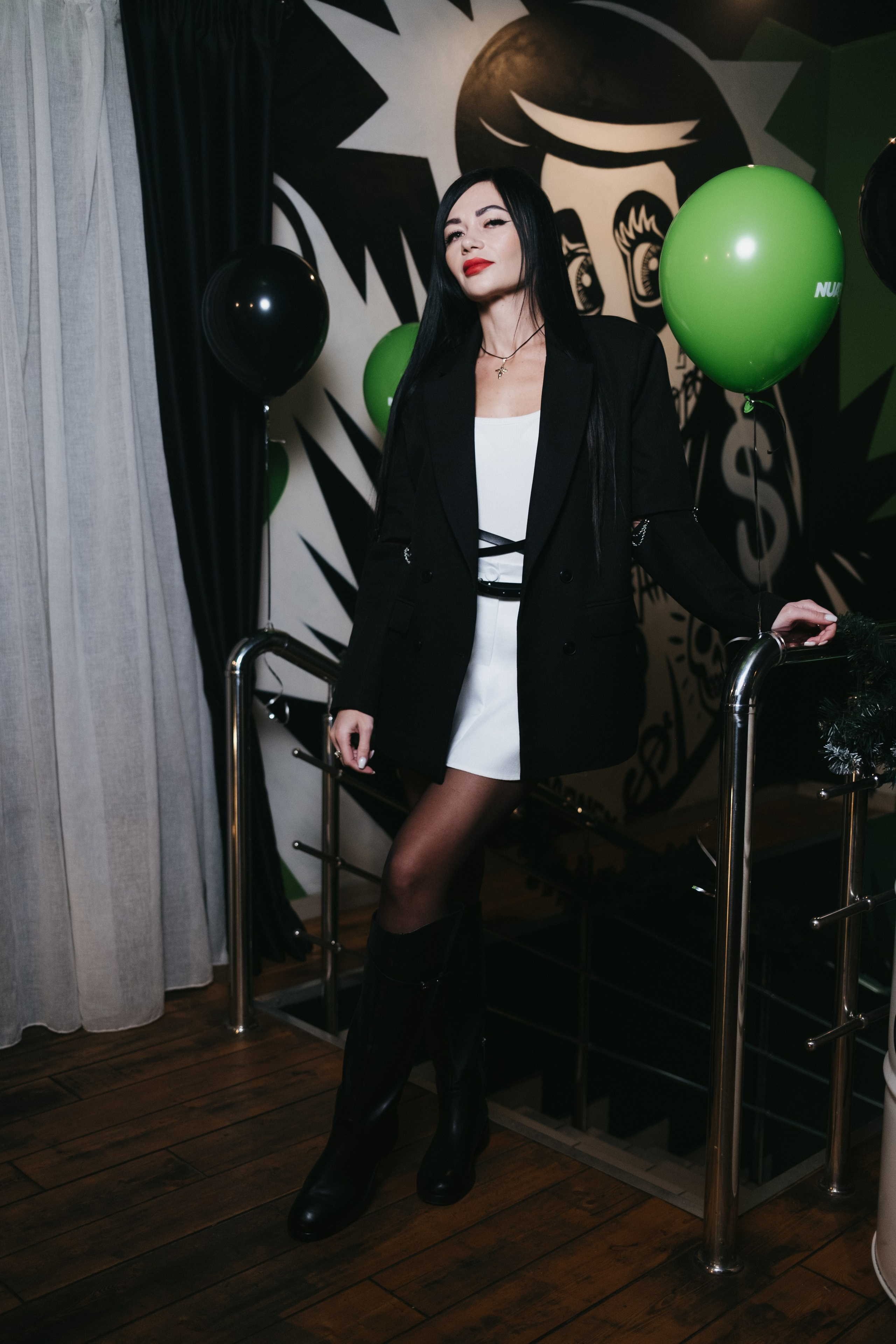 День рождения кальяной NUASMOKE 11 лет. Свадебный и репортажной фотограф Денис Ожигин в Краснодаре и Краснодарском крае