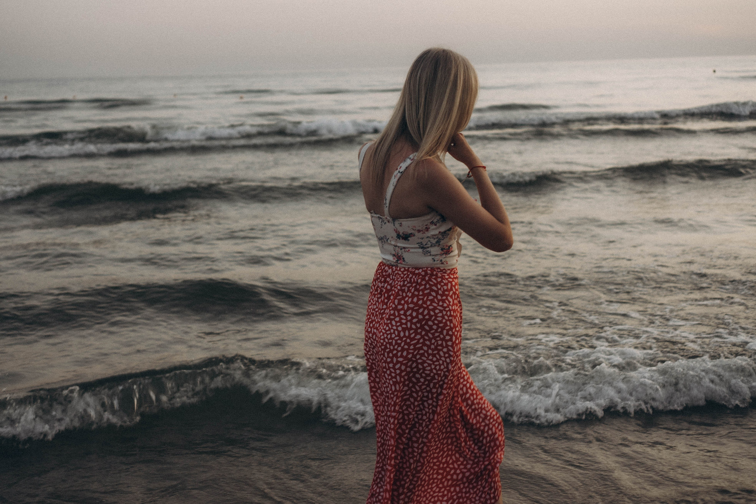 Июльский вечер на берегу черного моря. Профессиональный фотограф, Санкт-Петербург — Виктория Богомолова