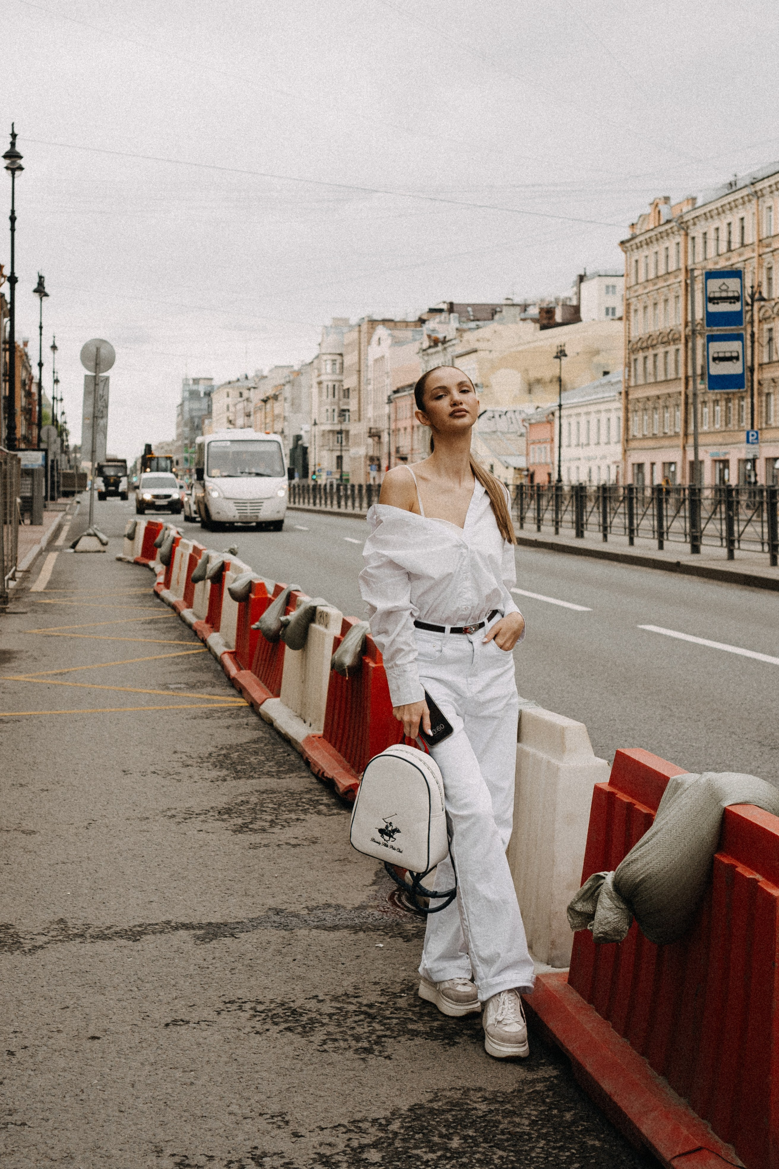 МЫ ГУЛЯЛИ ПРО КРЫШАМ ПИТЕРА. Профессиональный фотограф, Санкт-Петербург — Виктория Богомолова