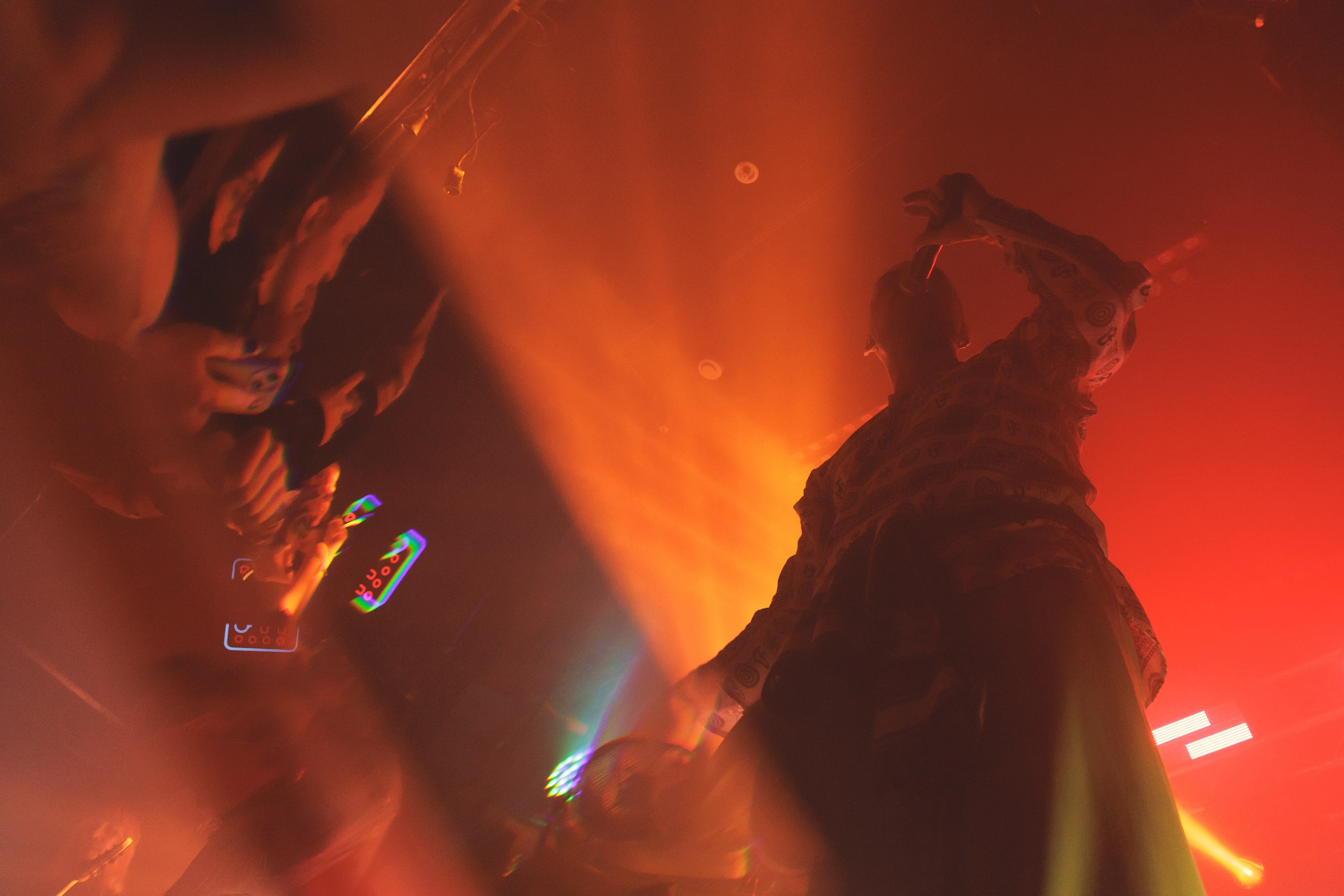 SQWOZ BAB. Ярославль. 2026. Фотограф Ярославль | Репортаж | Александр Мелюшин