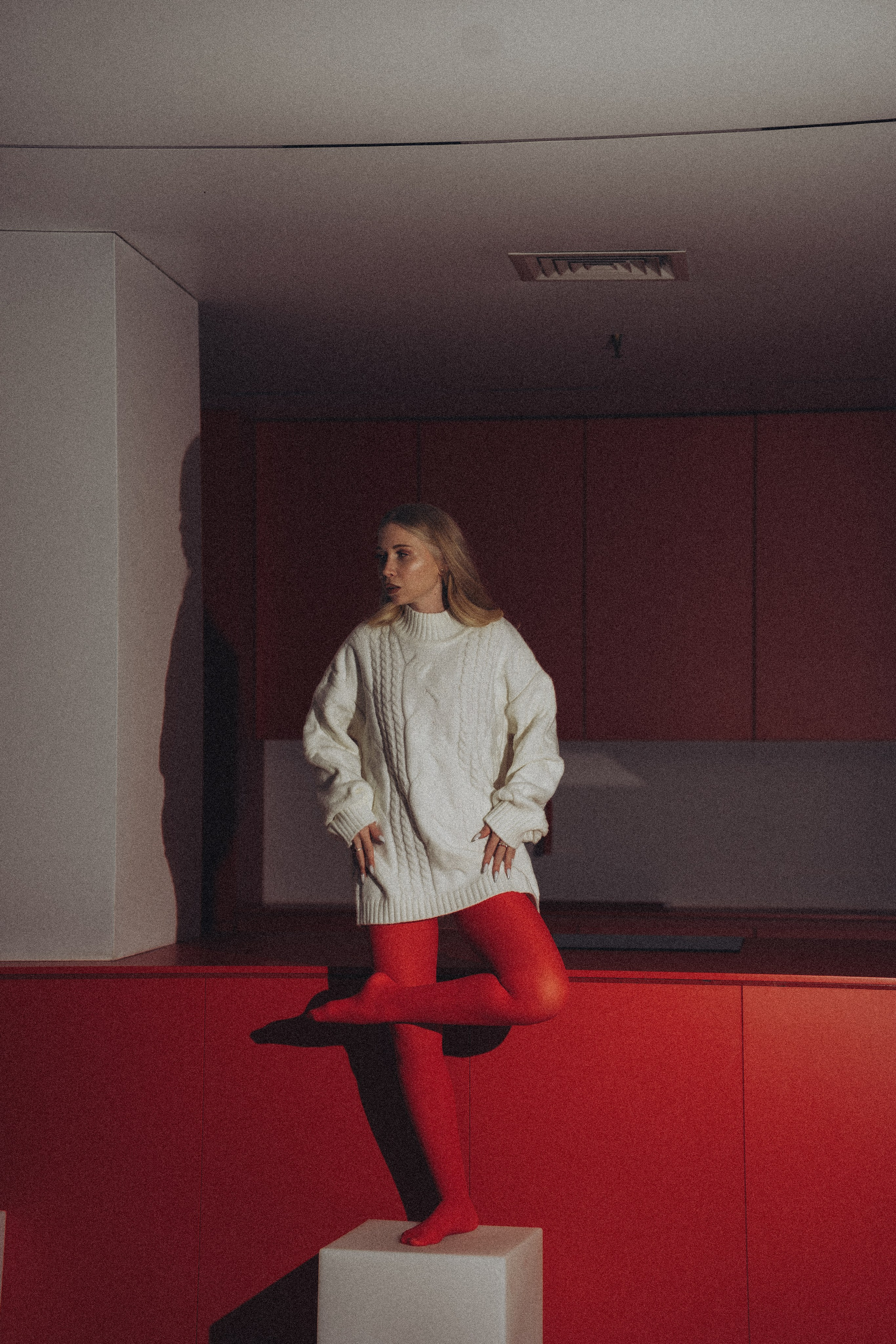 ФОТОСЕССИЯ К НОВОМУ ГОДУ В СТУДИИ С ЕЛОЧКОЙ КРАСИВЫЙ ОБРАЗ. Профессиональный фотограф, Санкт-Петербург — Виктория Богомолова