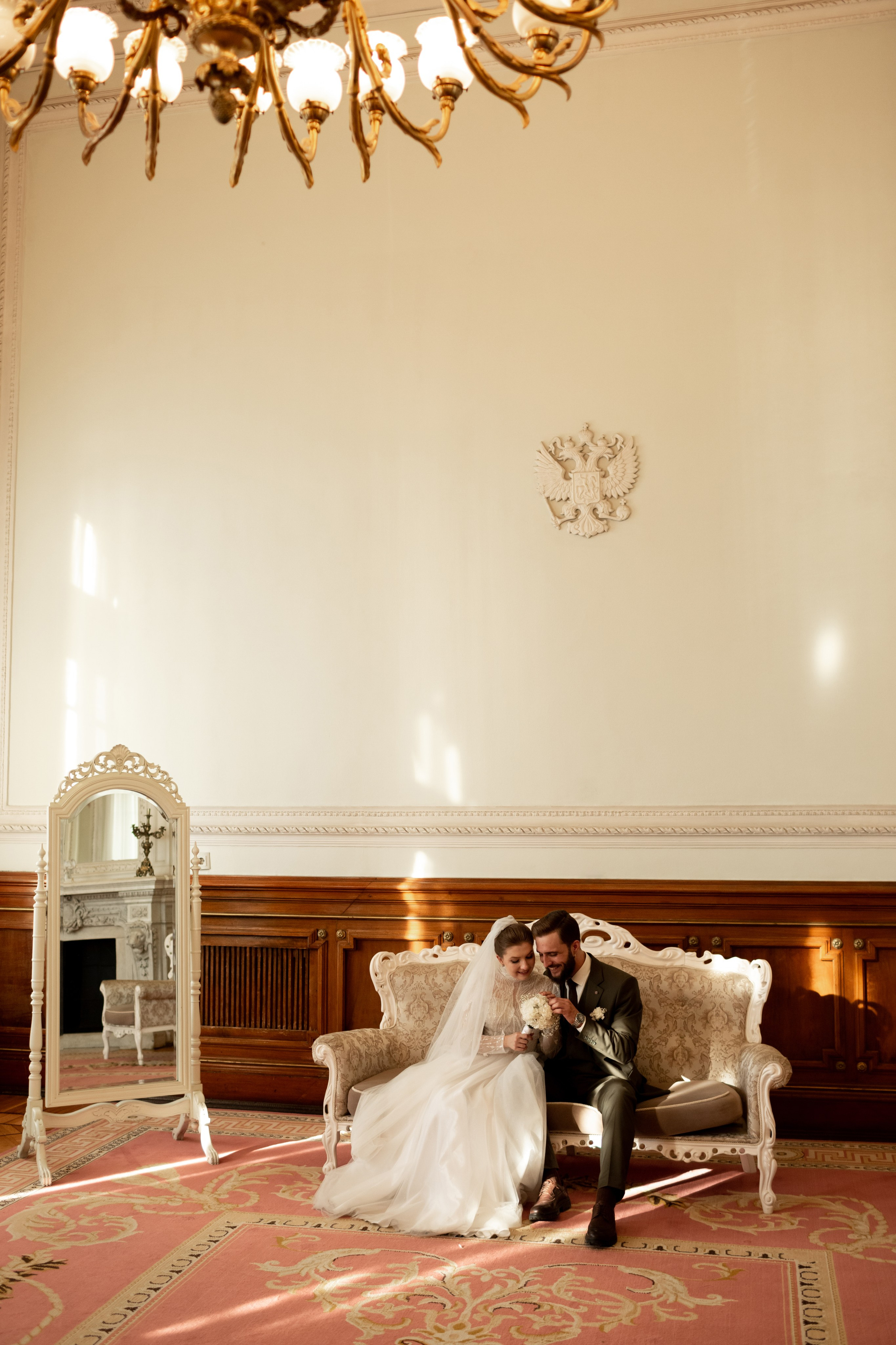 Свадебная фотопрогулка в Петербурге. Свадебный фотограф Кирилл Белый