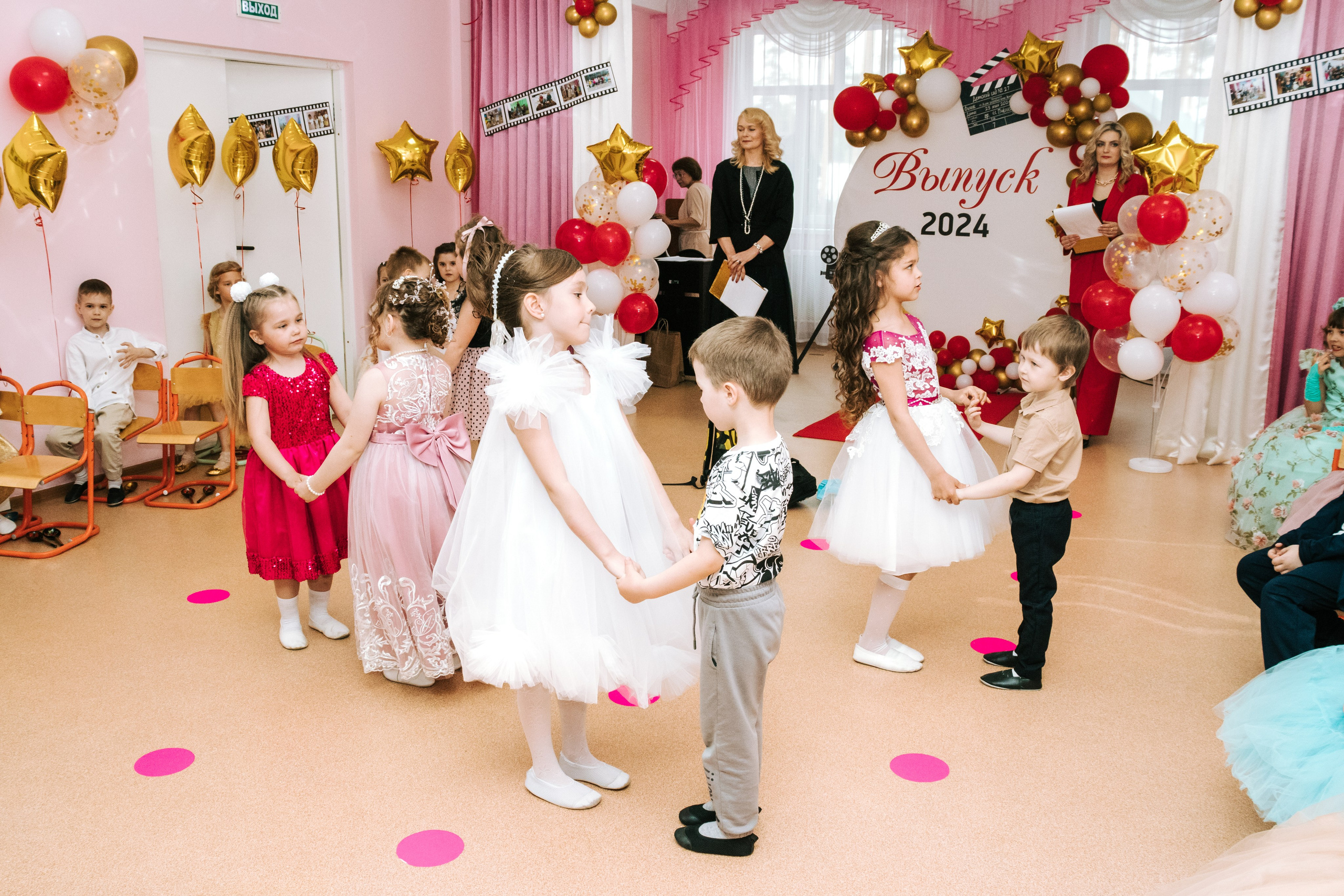Фотограф на выпускной Детского сада Томск. Фотограф в Томске Дарья Пучкина