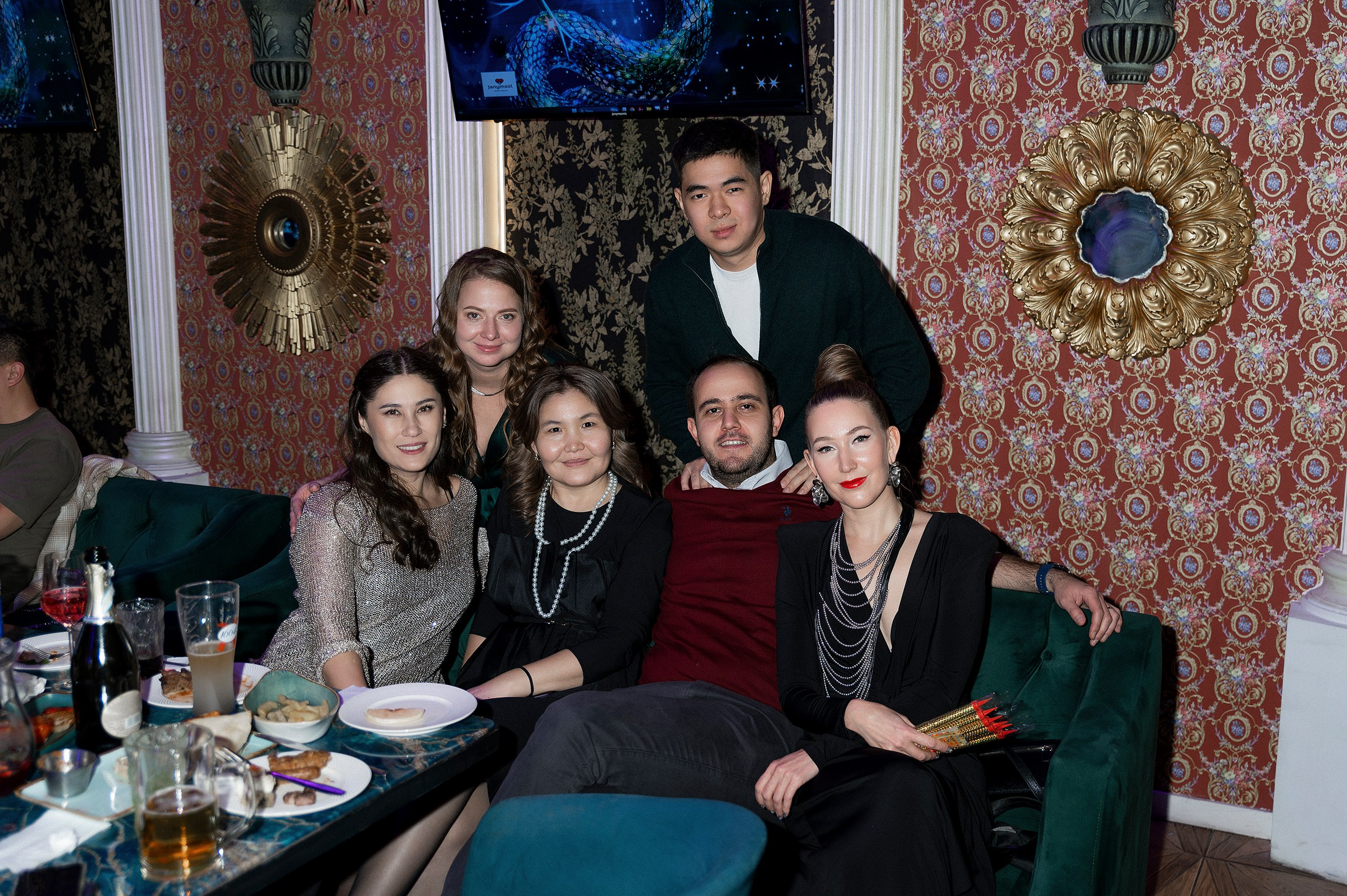 Beko Central Asia — Happy New Year. Фотограф в Алматы — Алексей Коньков | Репортаж, свадьбы, портреты