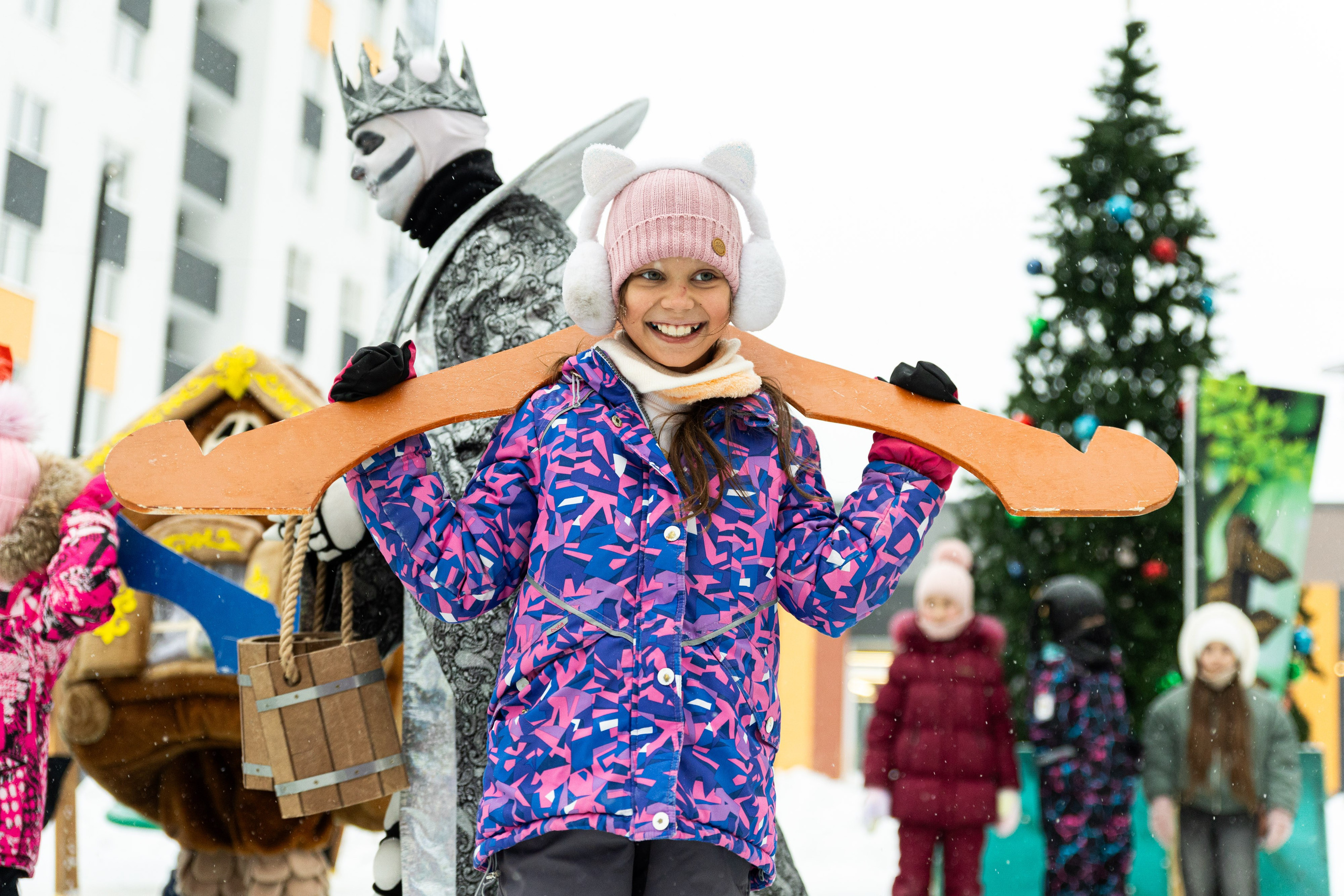 Елка у «Ривьеры», ЖК Veer Park. Фотограф Родион Нарудинов