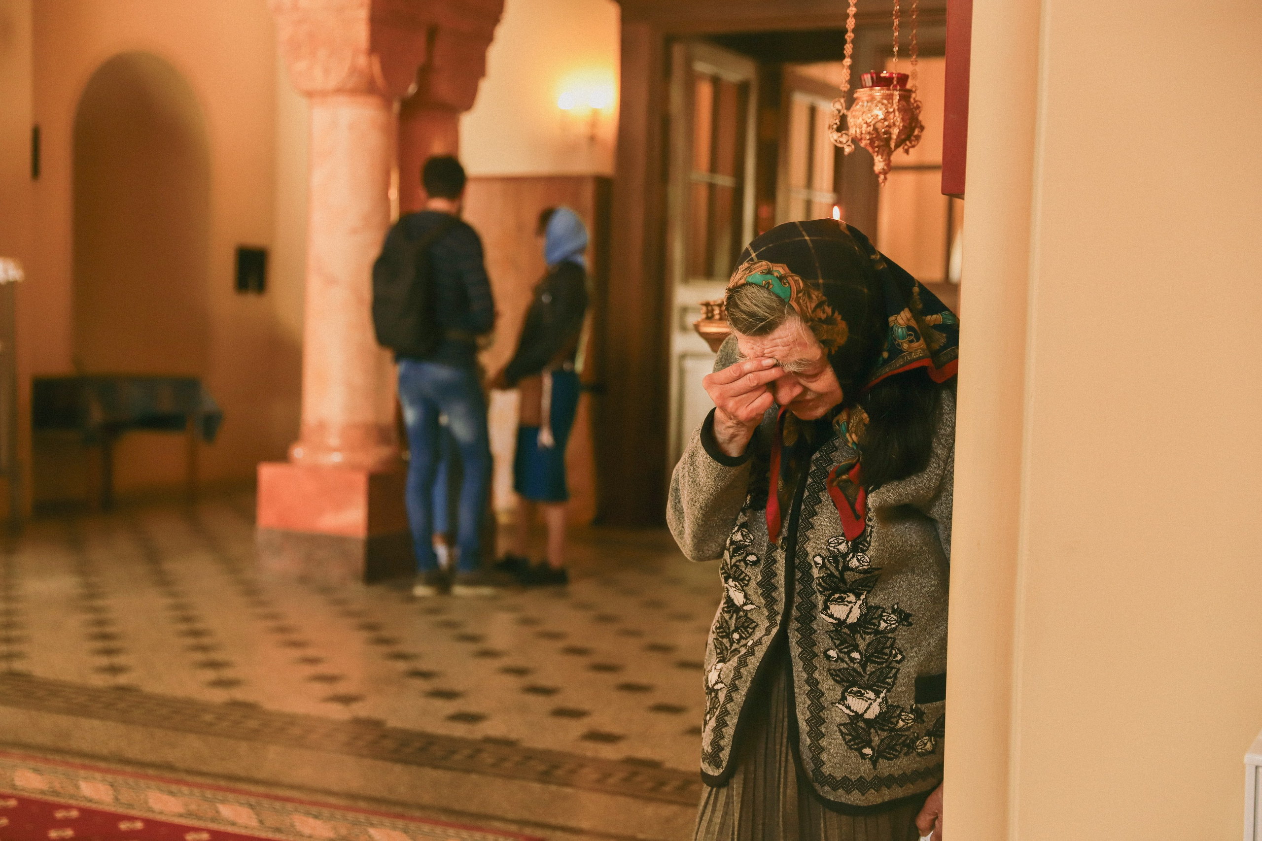 Служба в церкви