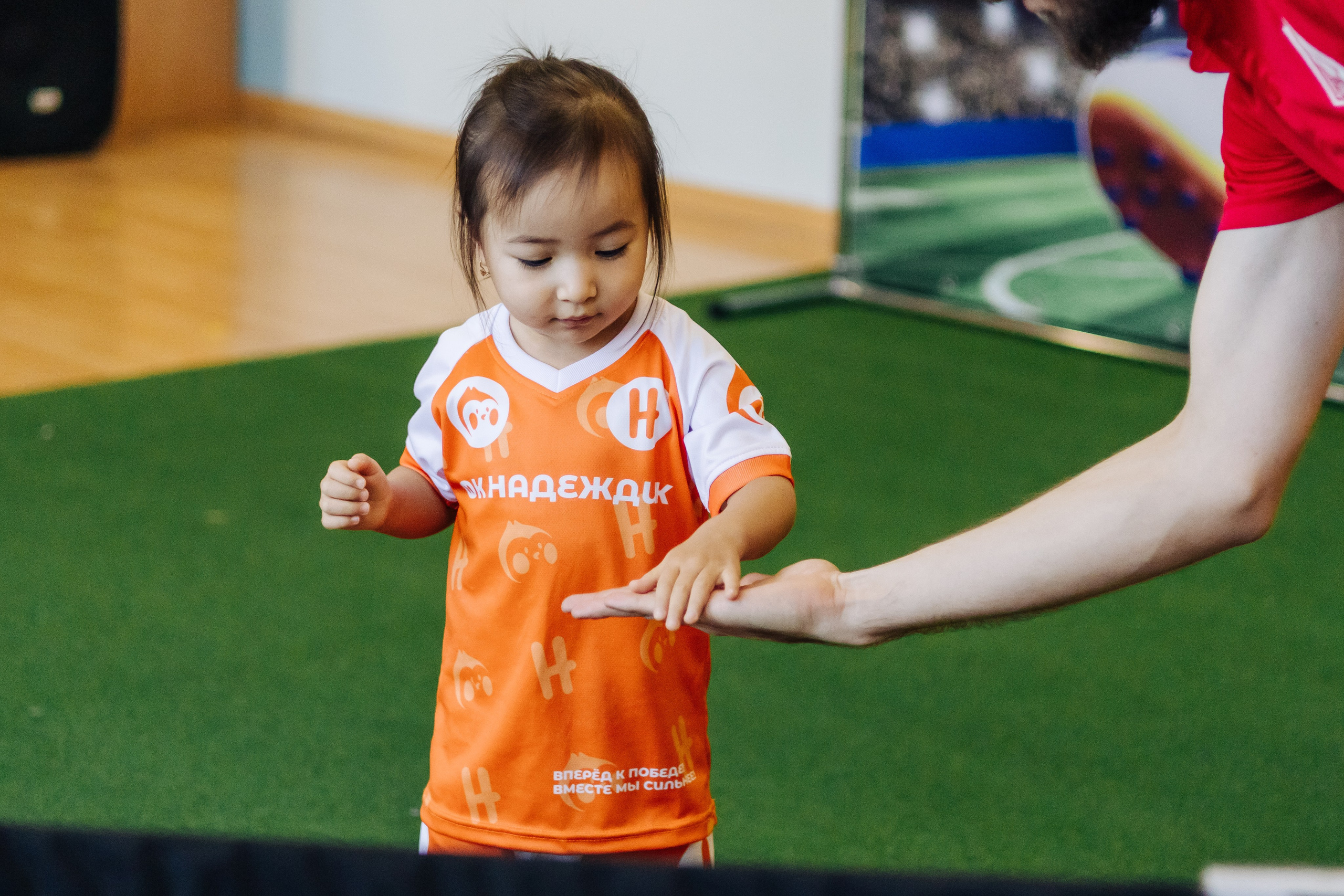 Фотосессия с кубком в детских садах г. Магнитогорска. Денис Прохоров Фотограф в г. Магнитогорск