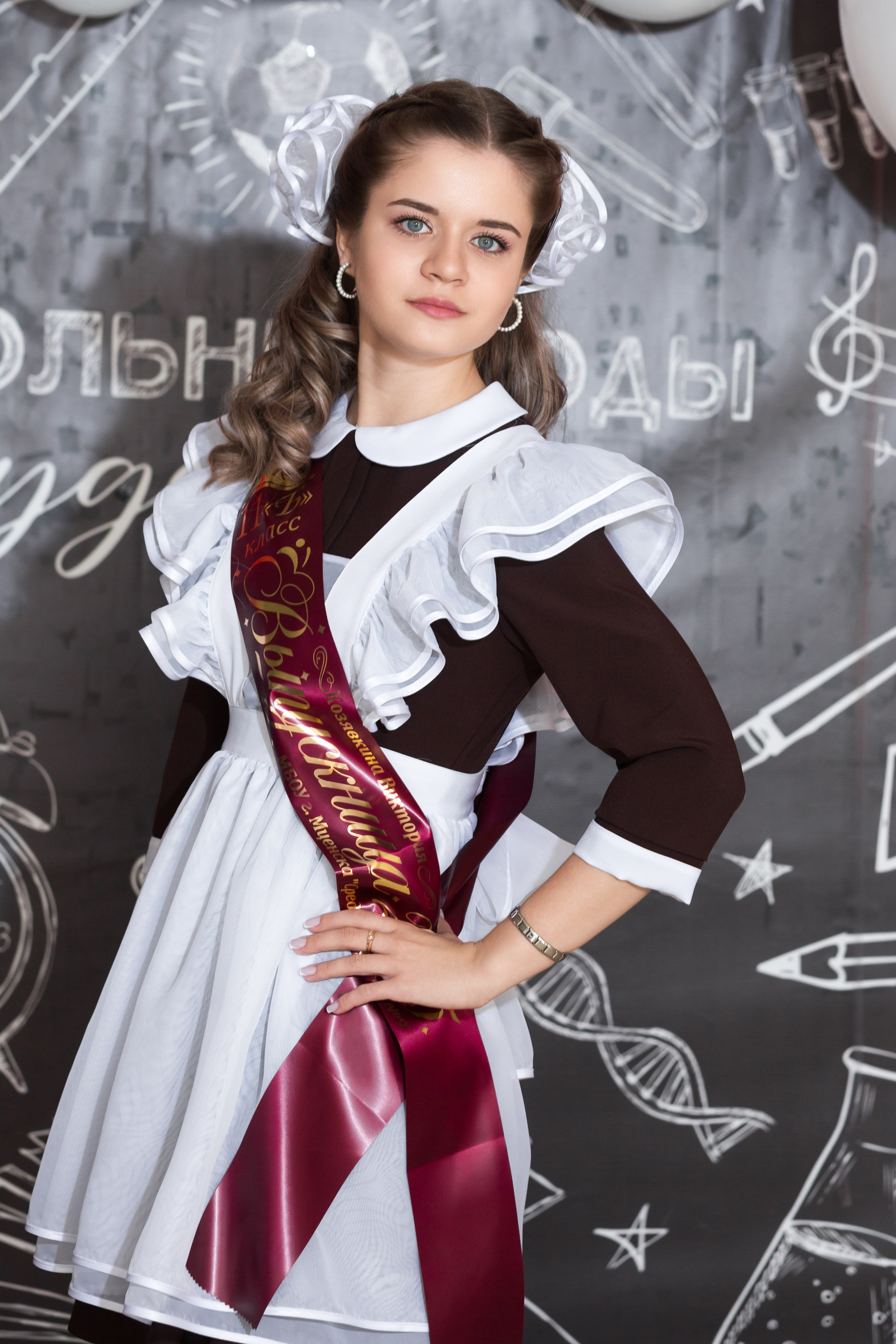 ФОТОСЕССИЯ С РОДИТЕЛЯМИ «ПОСЛЕДНИЙ ЗВОНОК — 2025» 9 ШКОЛА Г.МЦЕНСК. ТВОЙ АЛЬБОМ / ТВОИ ПРАВИЛА