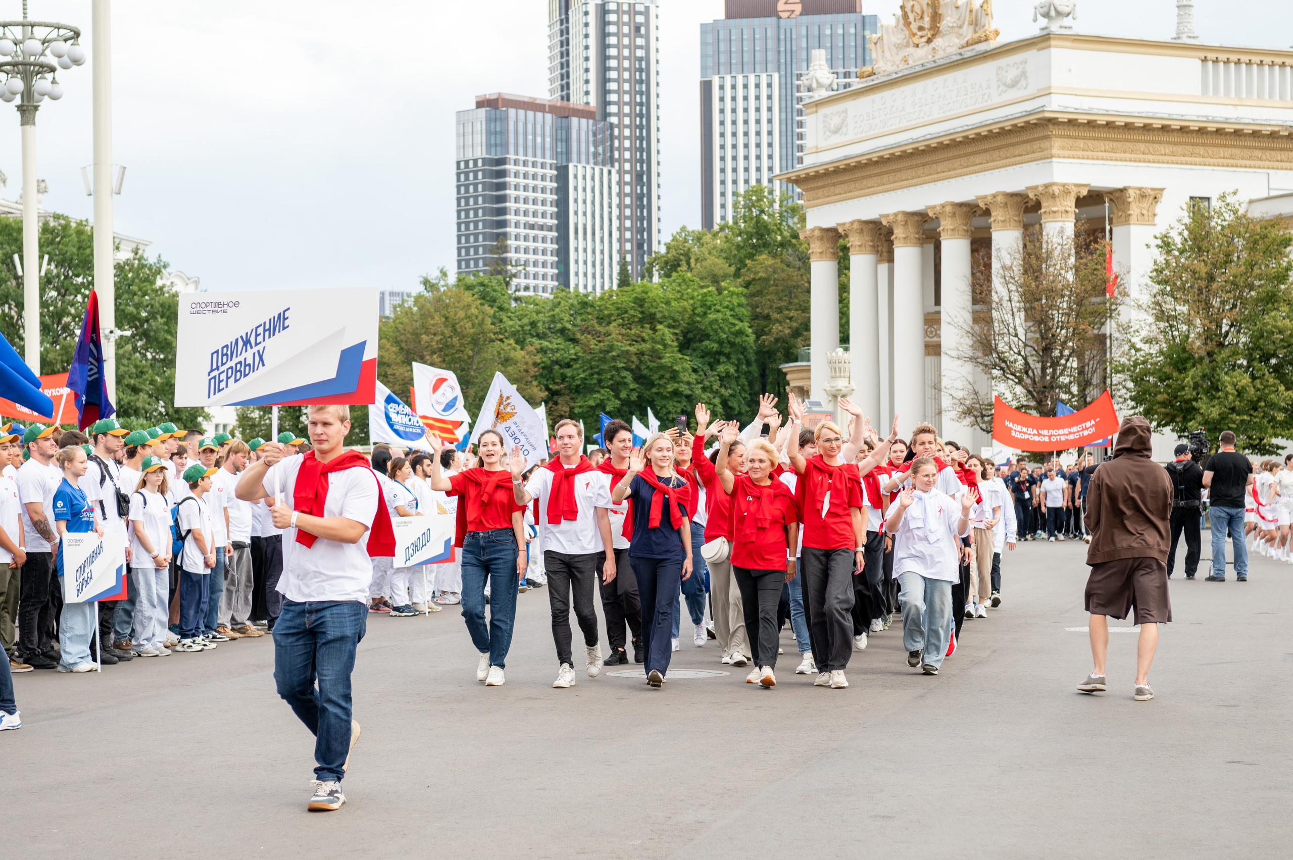 Спортивное шествие посвященное Дню физкультурника!. Детский и семейный фотограф г. Москва Оксана Катаджи