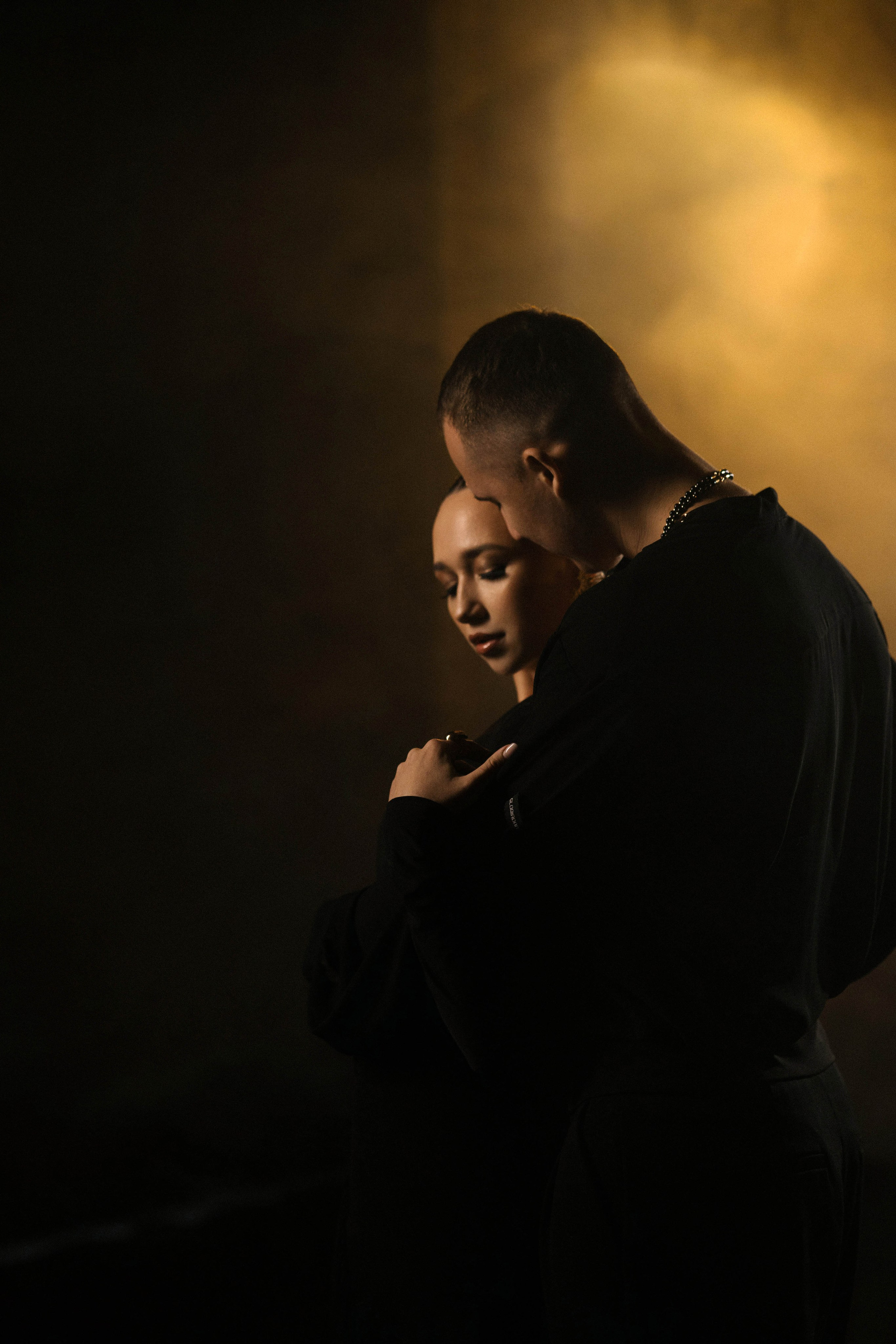 МЕЖДУ СТАРНИЦ И ВЗГЛЯДОВ. Свадебный фотограф в Ростове-на-Дону