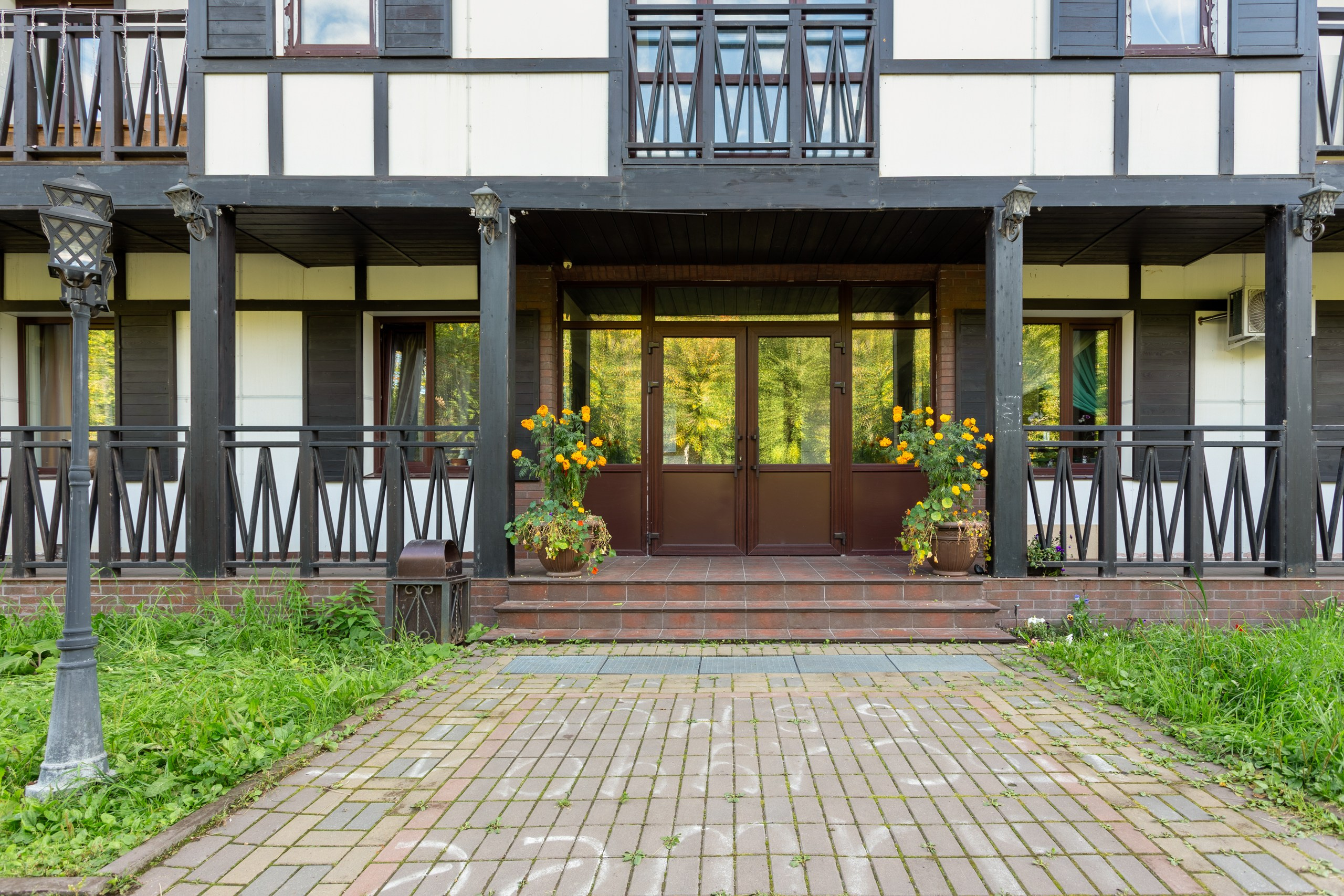 Квартира для продажи в городе Дивногорске с хоумстейджингом. Интерьерный фотограф и ретушер в Красноярске Денис Антропов