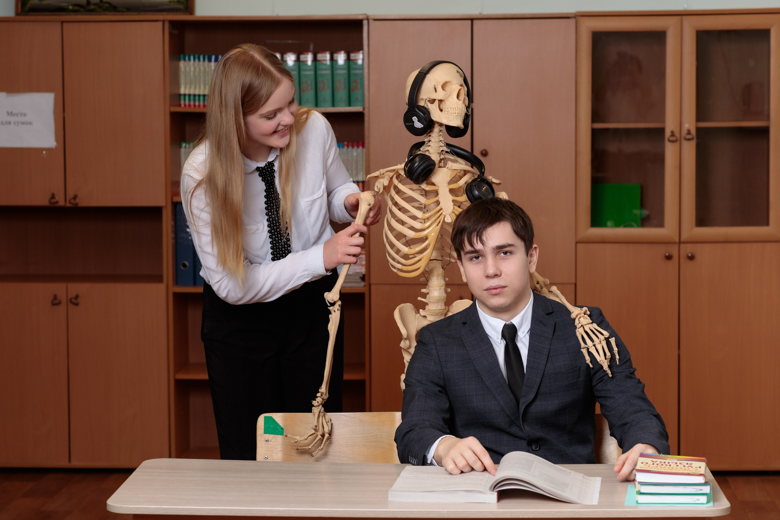 Школьная фотосьемка фотосессия выпускников, школьников в Сургуте, п.Федорвский