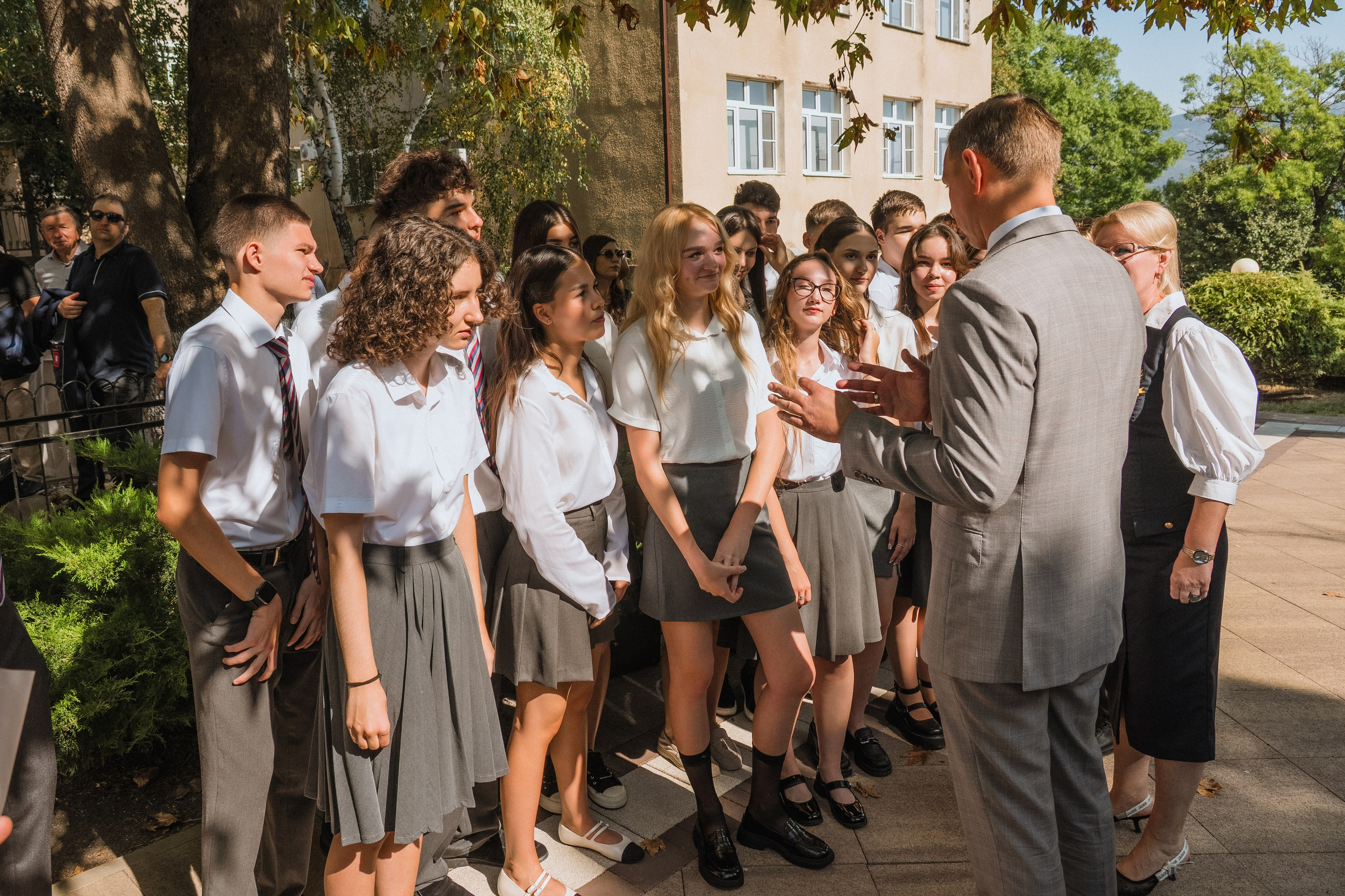 11 класс Личность. Выпускные альбомы Натальи Бутко: Новороссийск, Анапа, Геленджик