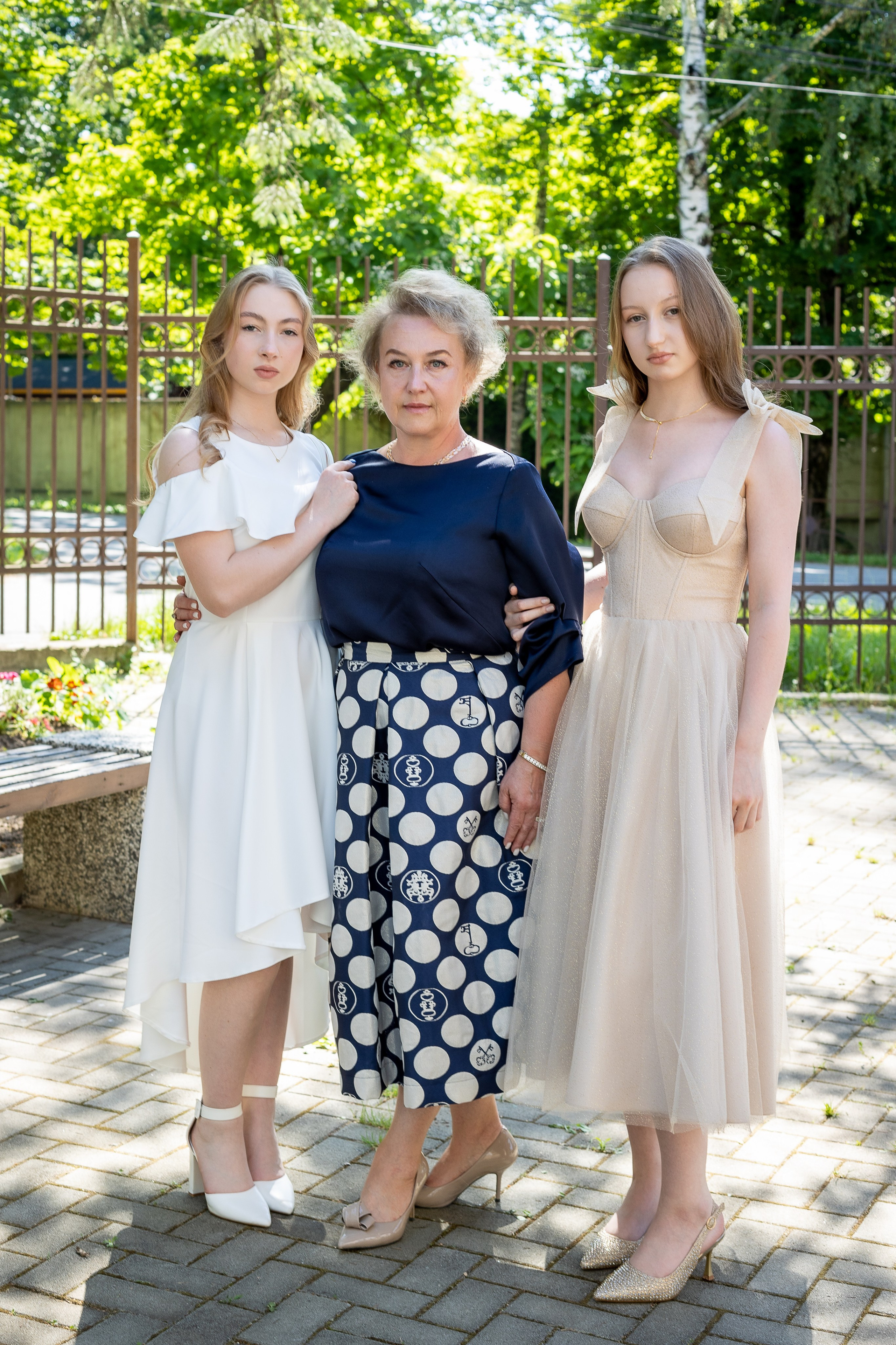 Вручение аттестата 2025. Выпускные альбомы Майкоп, Краснодар Елена Золотарева