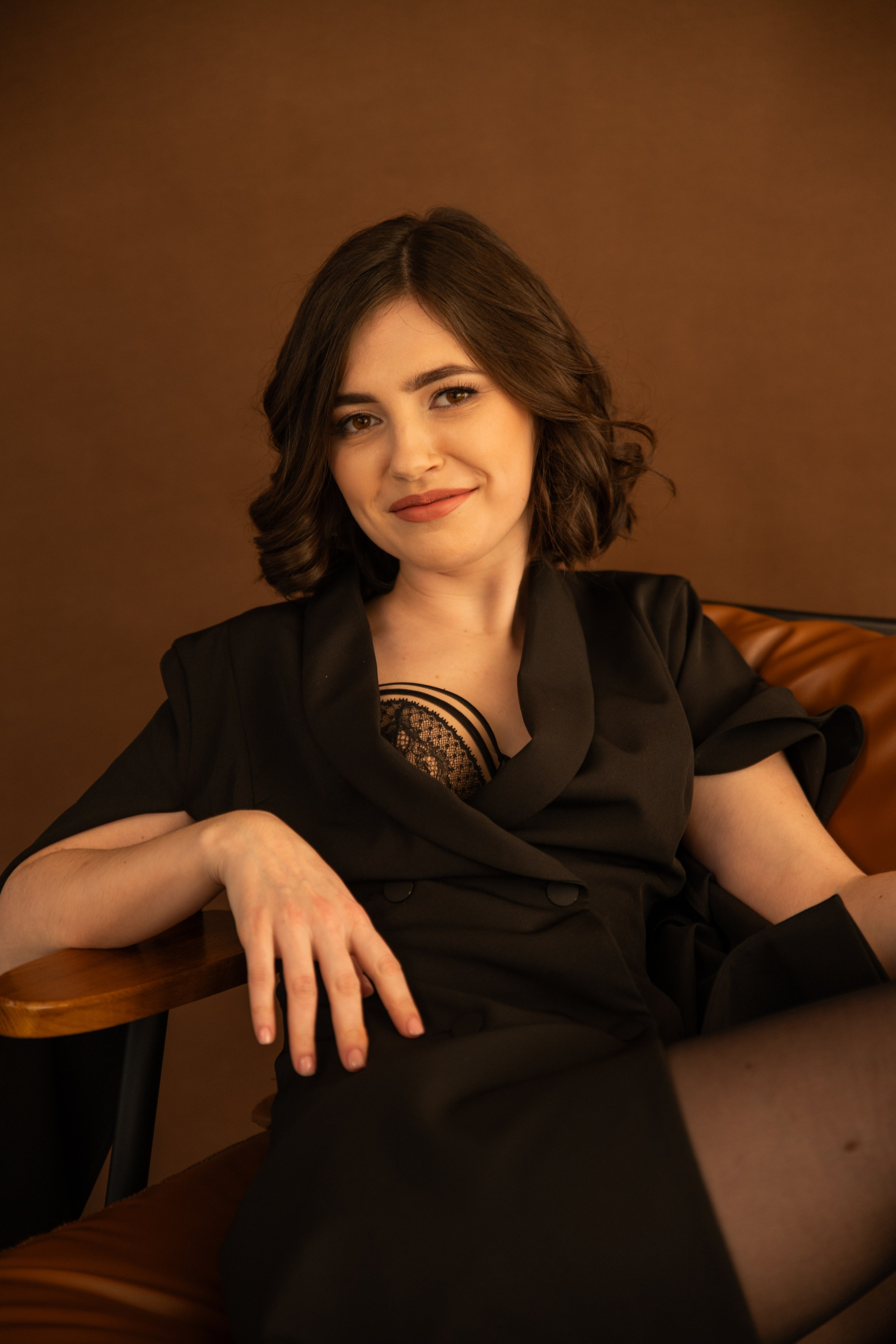 Евгений И Екатерина. Я Ольга Казанцева, фотографирую снимаю ваши киноистории и печатаю фото и цифровые портреты на холсте