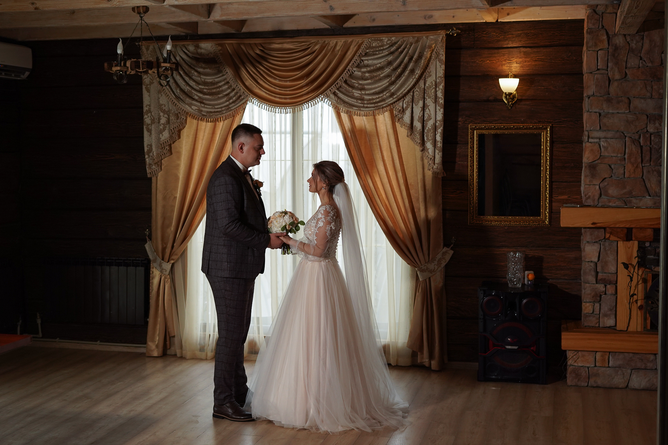 Свадебная фотосессия в Солигорске. Портретный и свадебный фотограф в Минске и в Беларуси Ольга Роговская