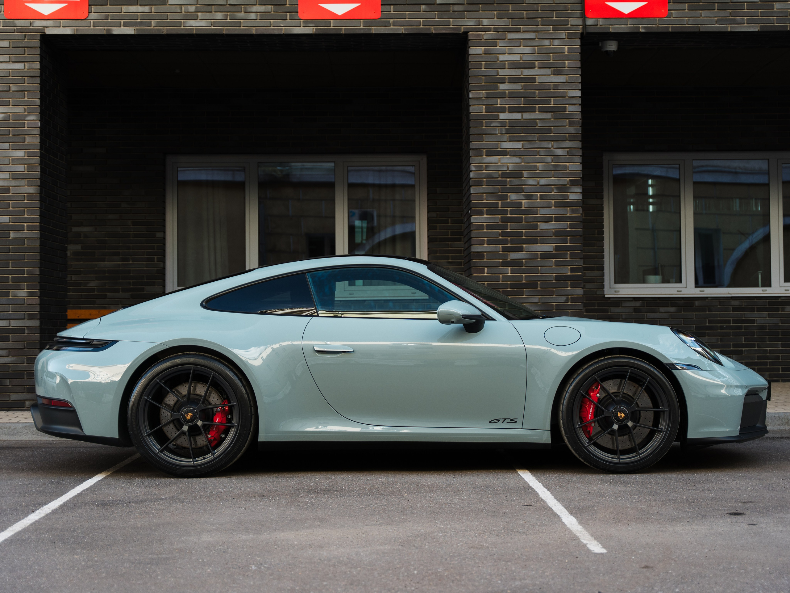 Porsche GTS. Автомобильный фотограф Москва