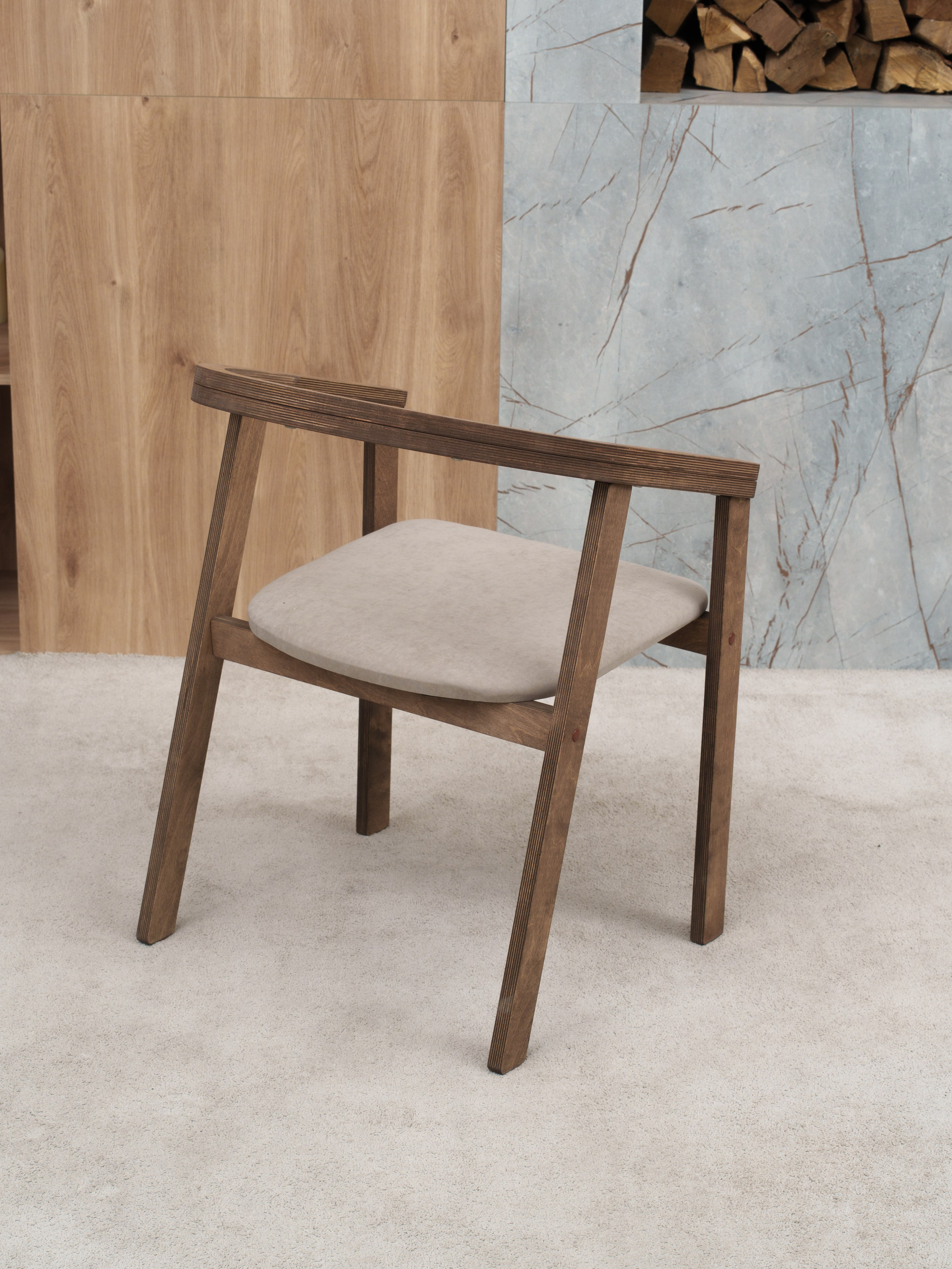 Столы и стулья для маркетплейсов. Иван Упоров — фотограф, рилсмейкер чебоксары