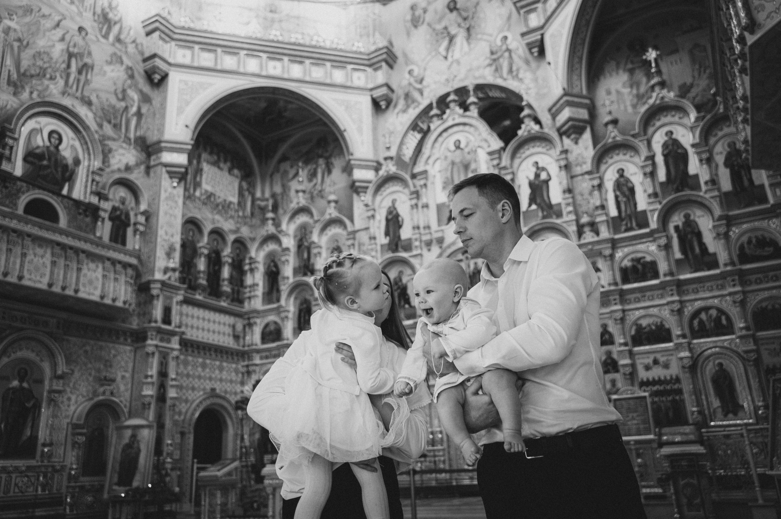 Крещение Фёдора (Храм Всех Святых) криптовый. Семейный фотограф в Минске Дарья Дреко
