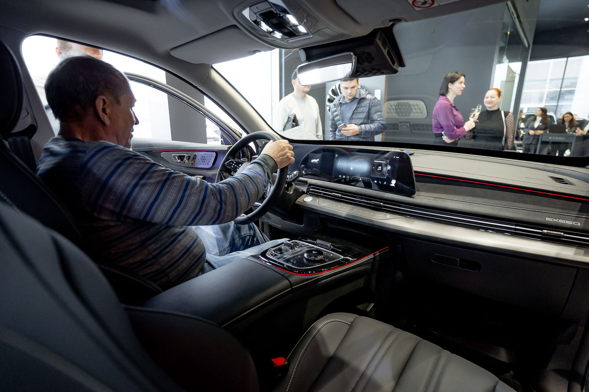 Презентация Exeed TXL. Сергей Кошкин. Репортажная и ивент-фотография в Сургуте