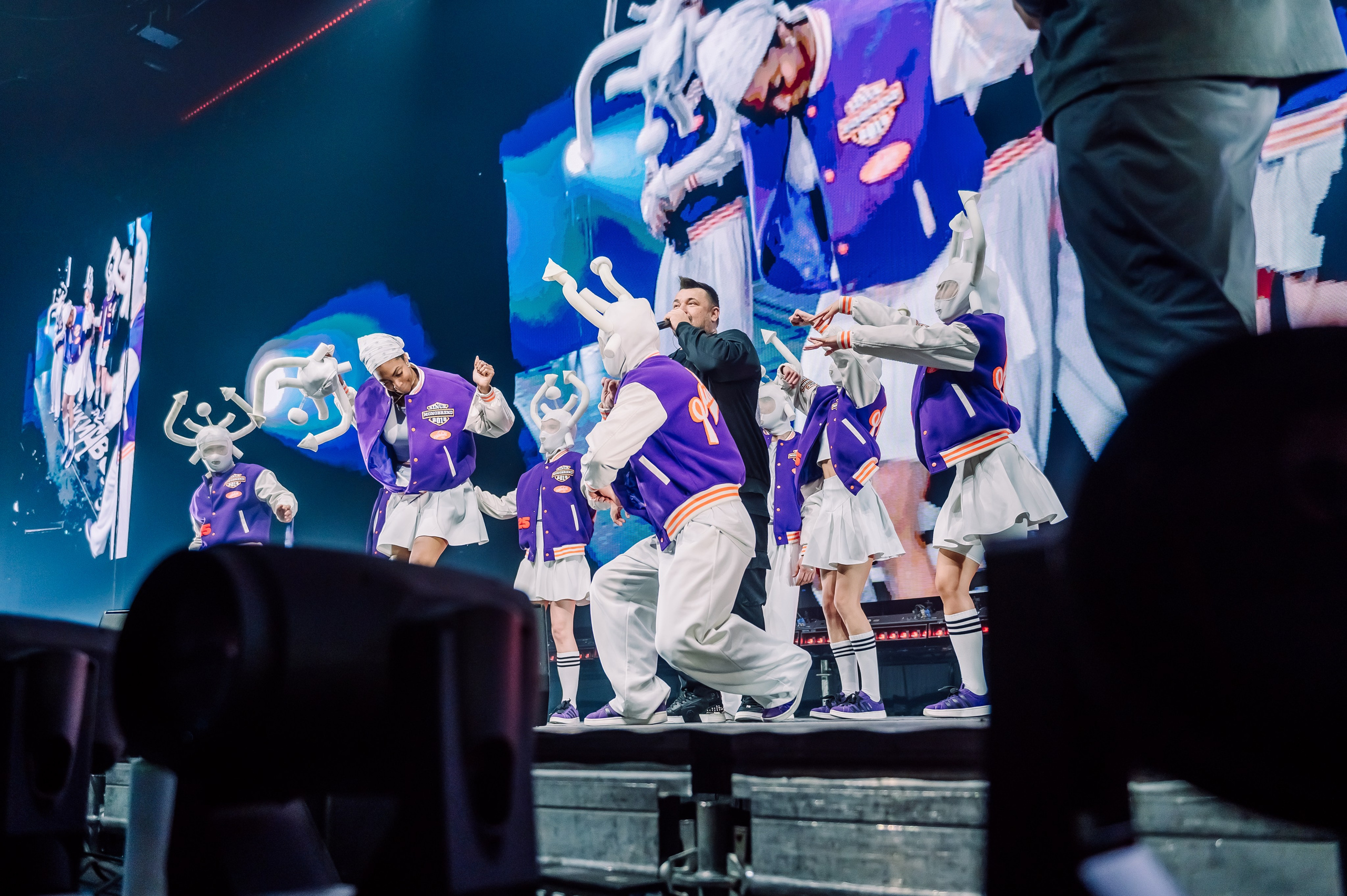 Руки вверх в Ледовом Дворце 15.11.2025. Детский фотограф, семейный фотограф и репортажи в Кемерово