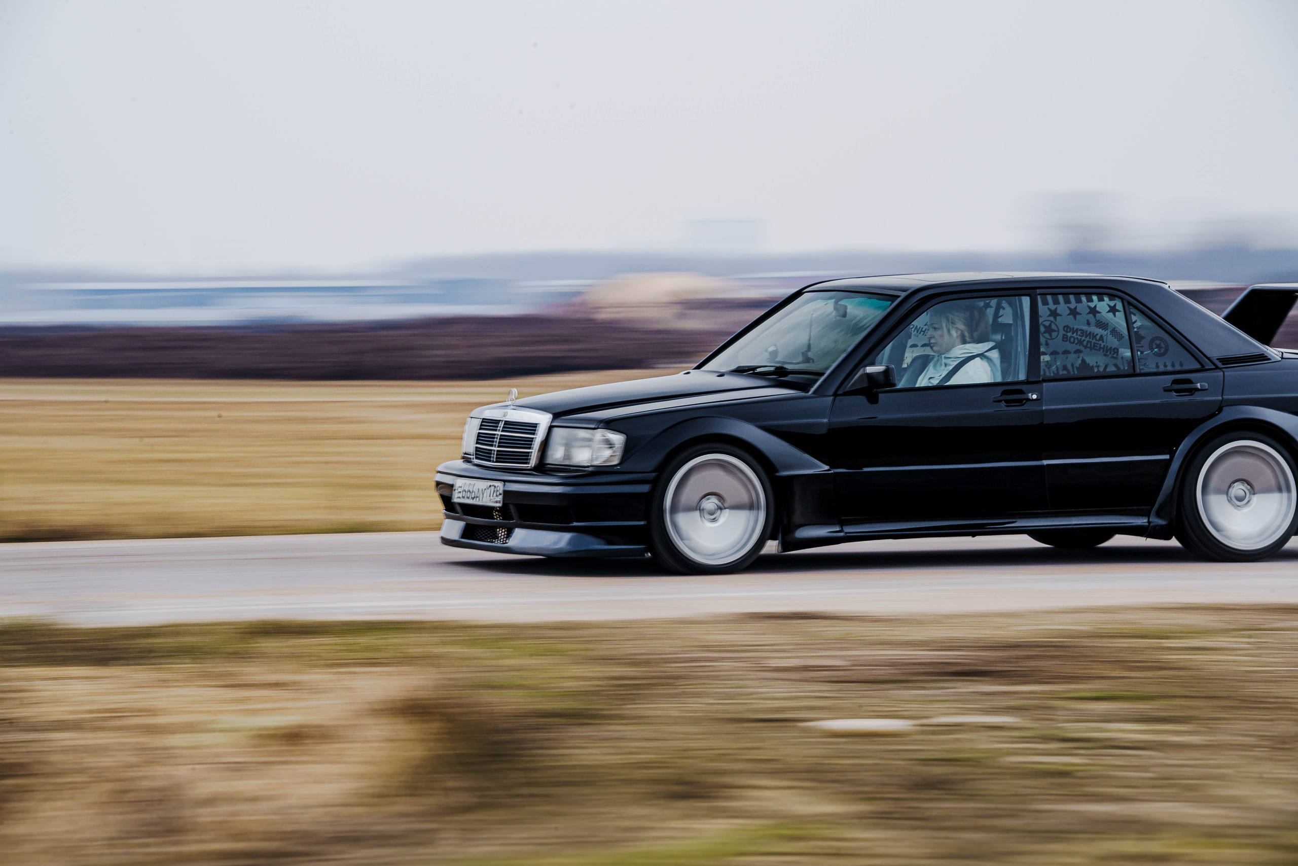 Mercedes 190e. Александр СМИ