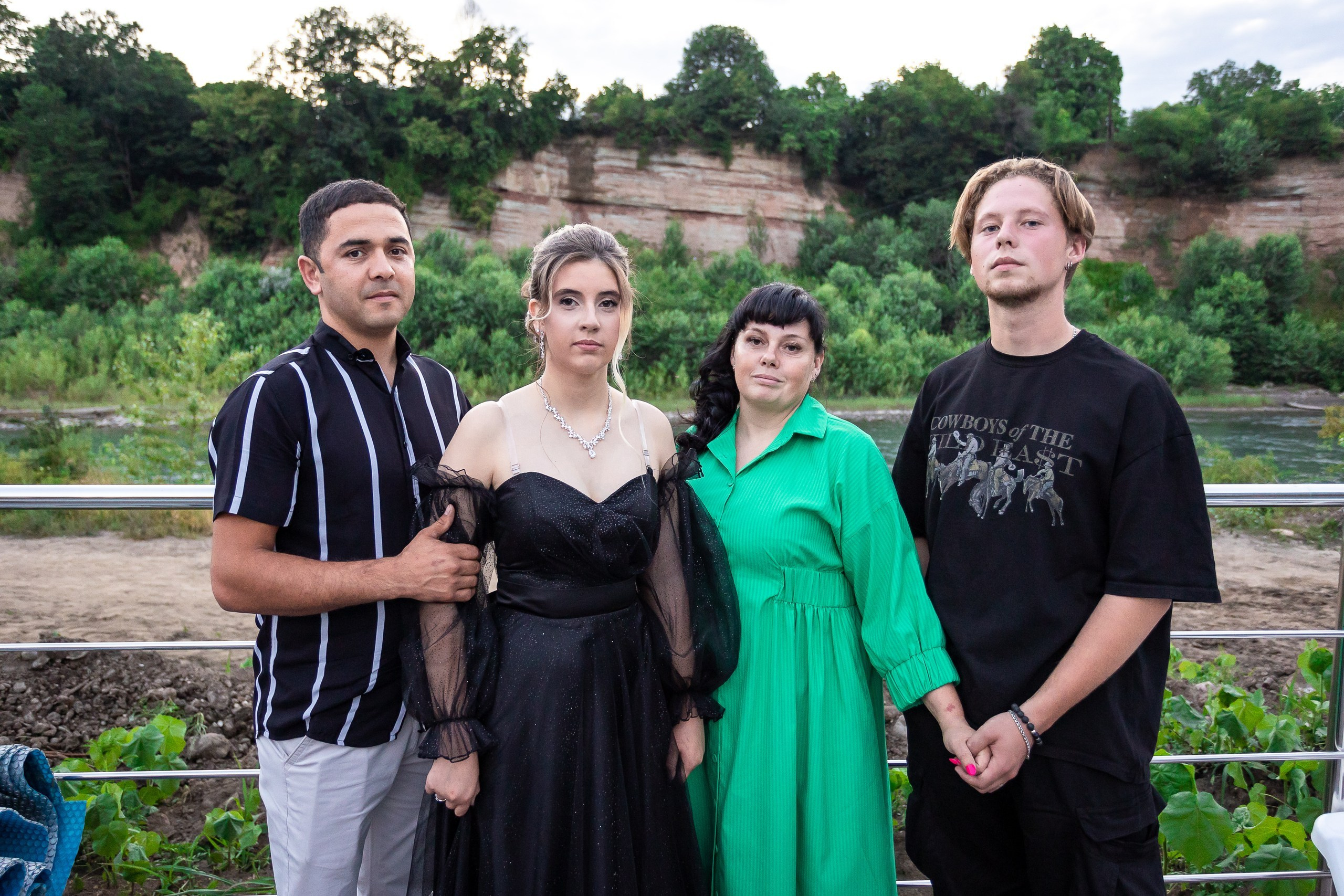 Вручение аттестата и выпускной вечер. Выпускные альбомы Майкоп, Краснодар Елена Золотарева