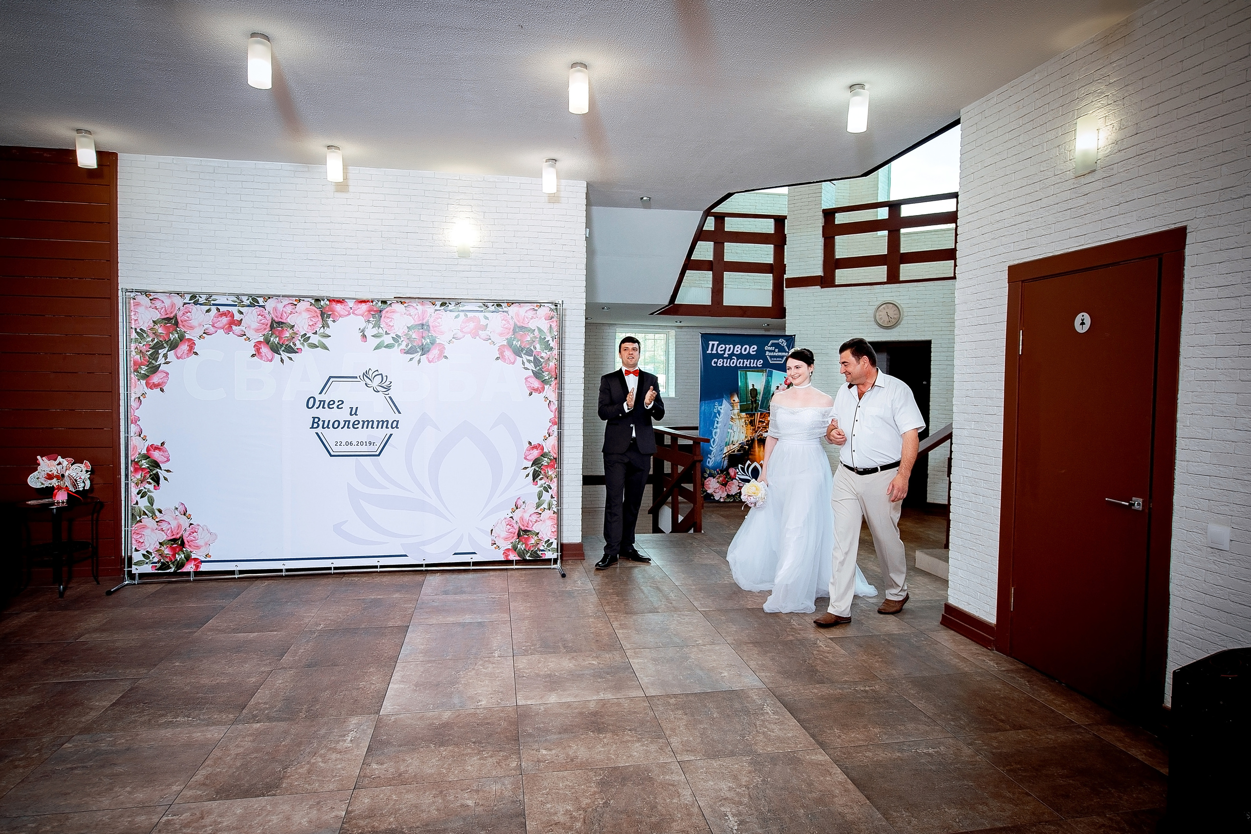 Летняя свадьба на ВДНХ. Свадебный и семейный фотограф Виктория Носачёва. Щелково, Москва и МО