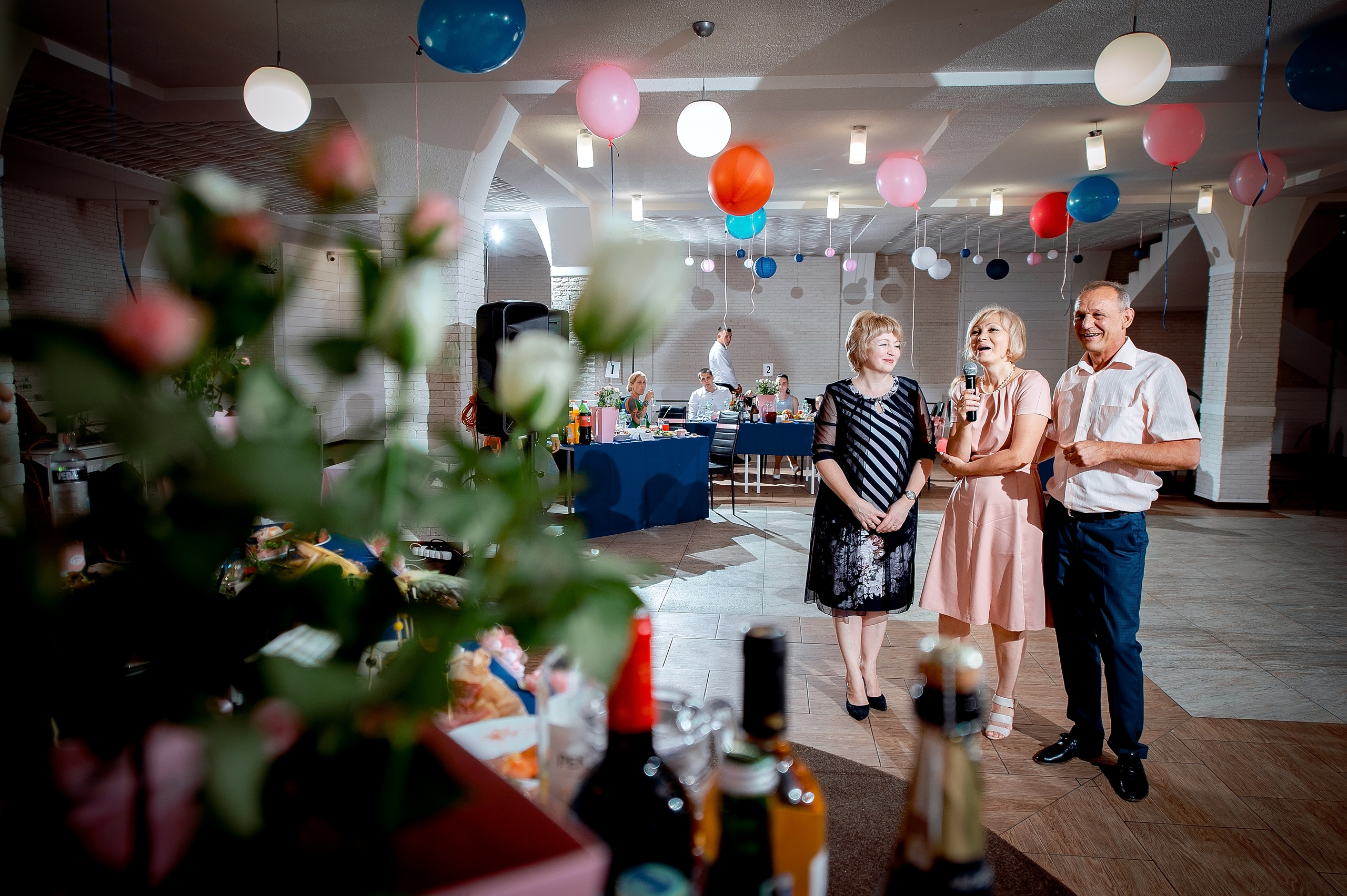 Летняя свадьба на ВДНХ. Свадебный и семейный фотограф Виктория Носачёва. Щелково, Москва и МО