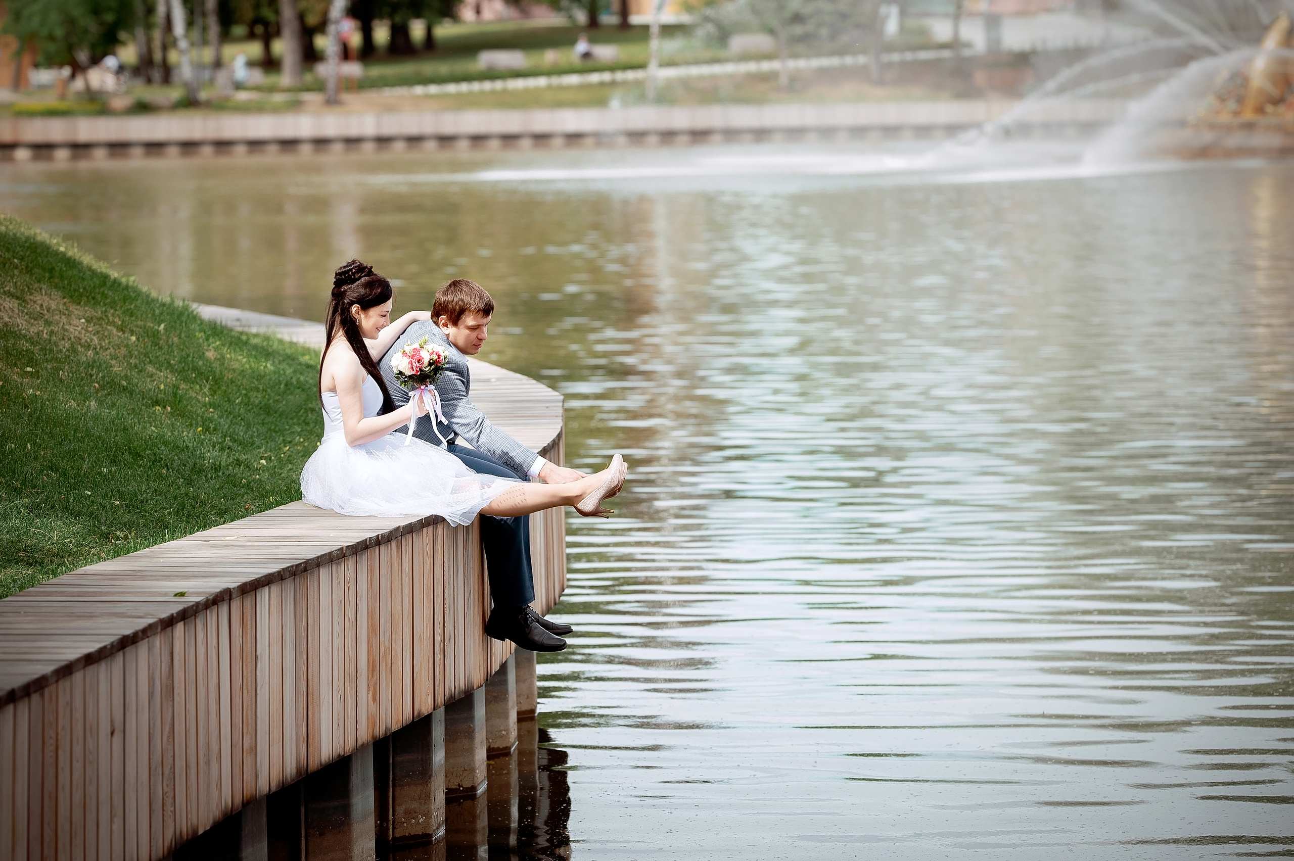 Летняя свадьба на ВДНХ. Свадебный и семейный фотограф Виктория Носачёва. Щелково, Москва и МО