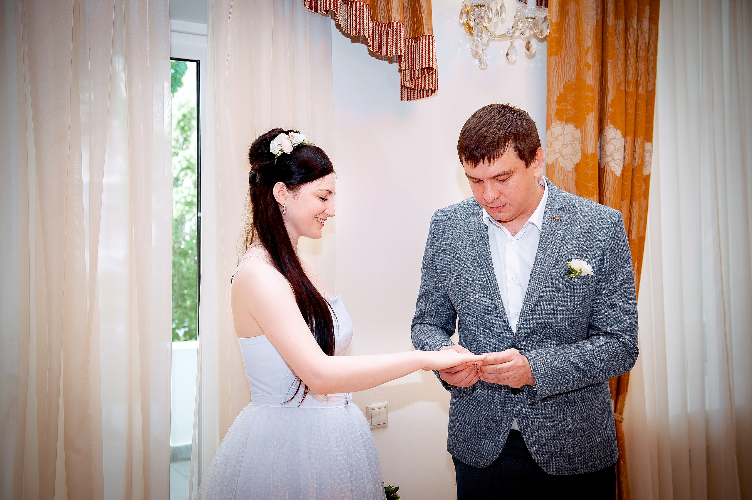 Летняя свадьба на ВДНХ. Свадебный и семейный фотограф Виктория Носачёва. Щелково, Москва и МО