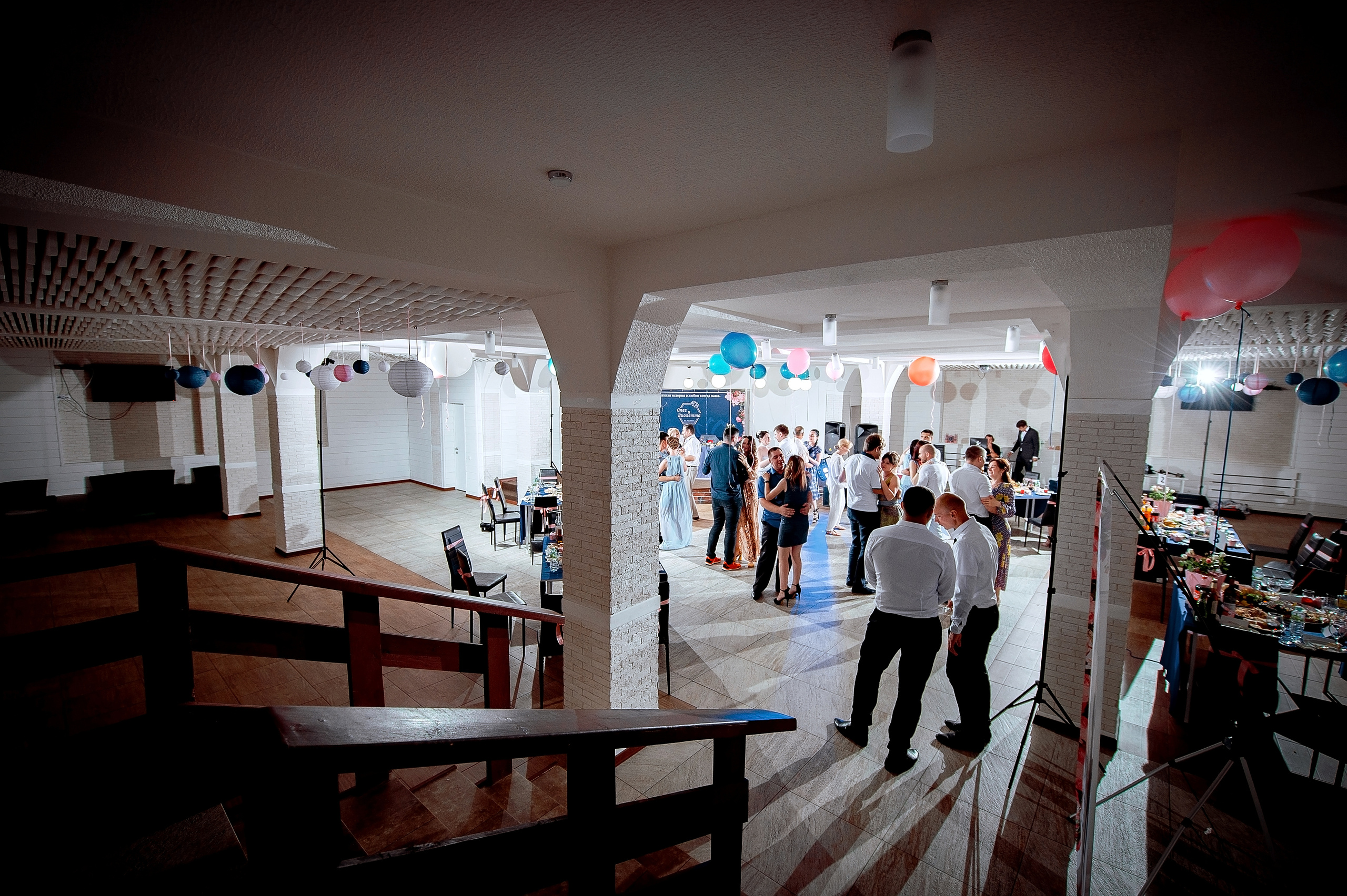 Летняя свадьба на ВДНХ. Свадебный и семейный фотограф Виктория Носачёва. Щелково, Москва и МО