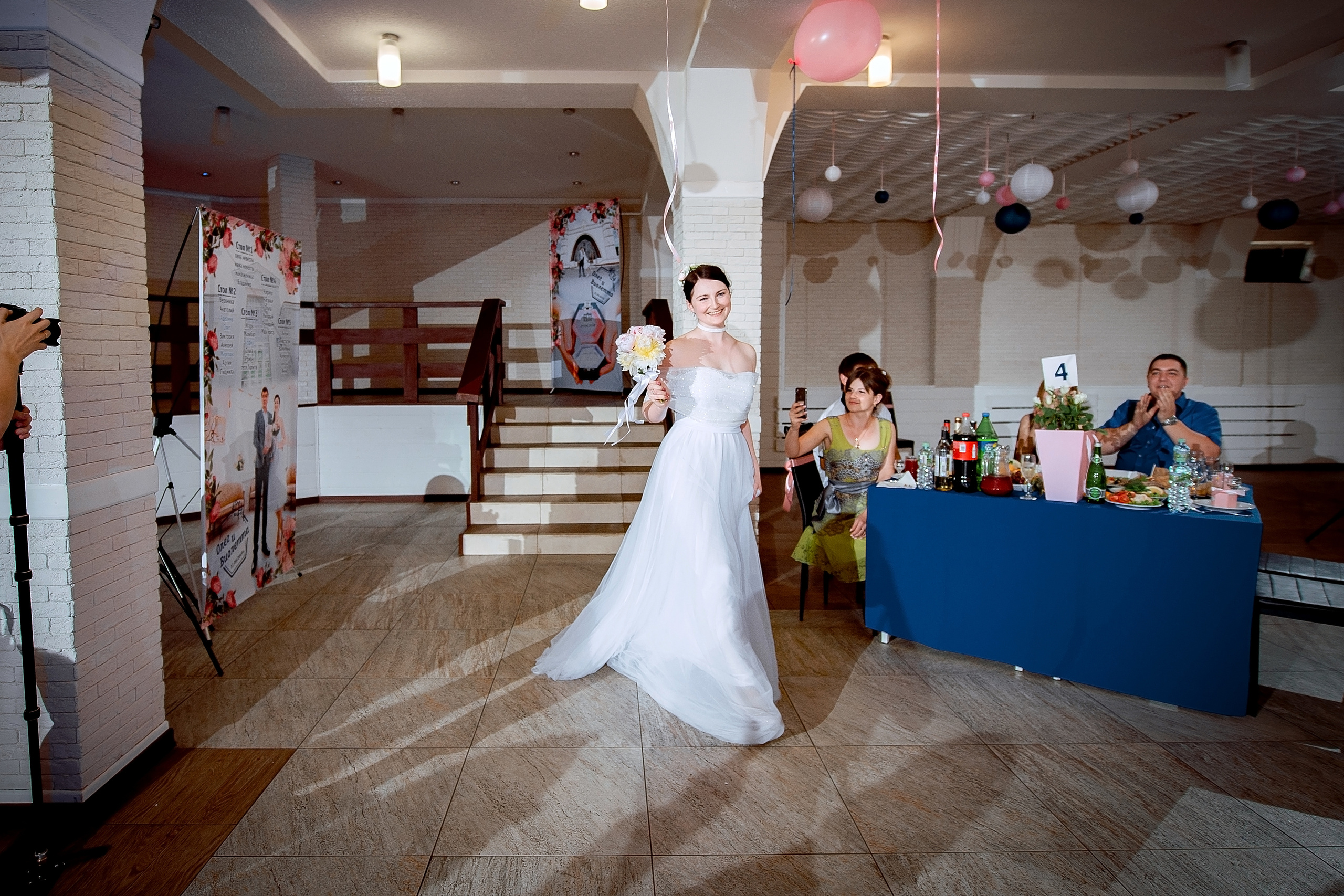 Летняя свадьба на ВДНХ. Свадебный и семейный фотограф Виктория Носачёва. Щелково, Москва и МО