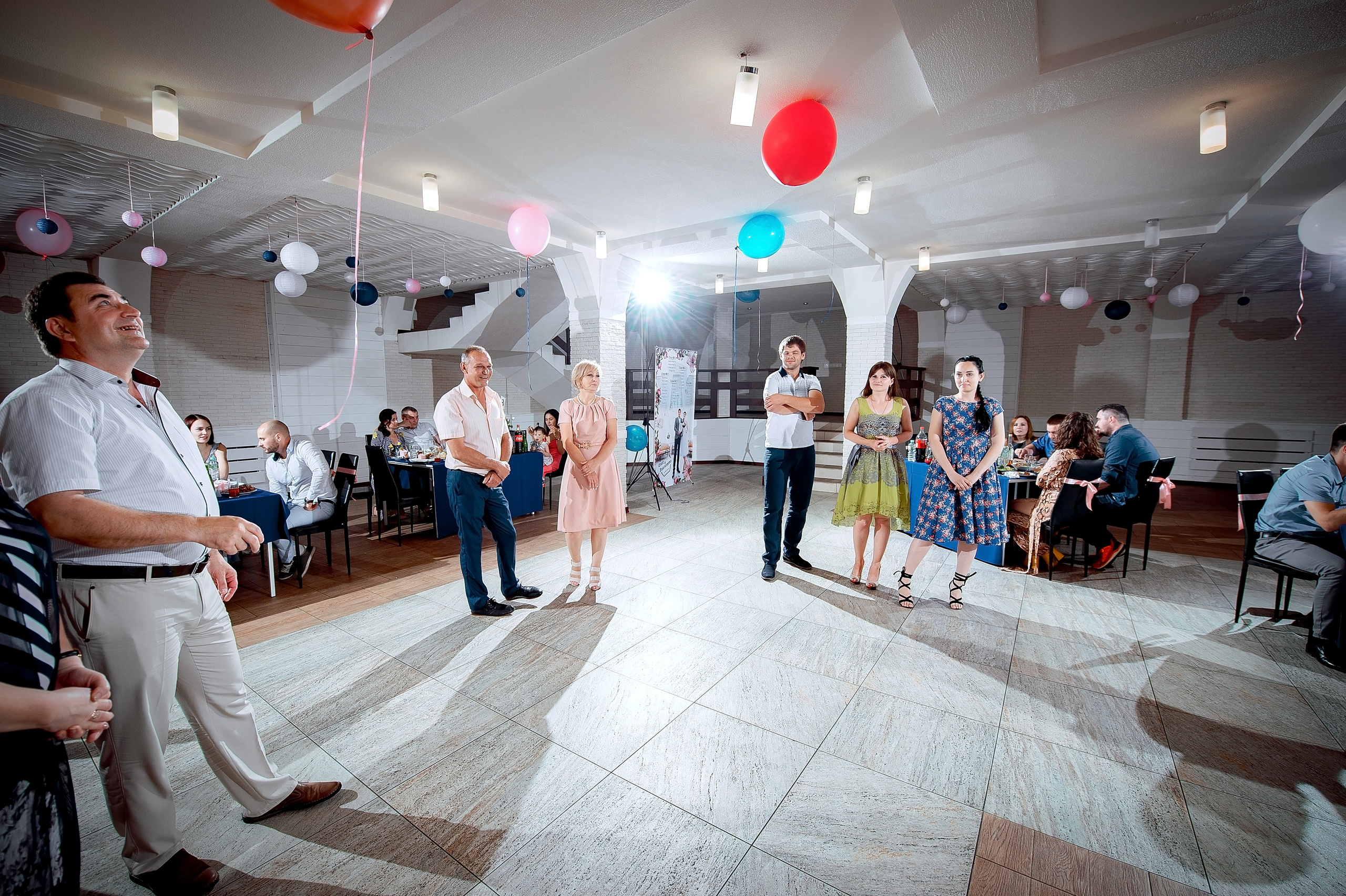 Летняя свадьба на ВДНХ. Свадебный и семейный фотограф Виктория Носачёва. Щелково, Москва и МО