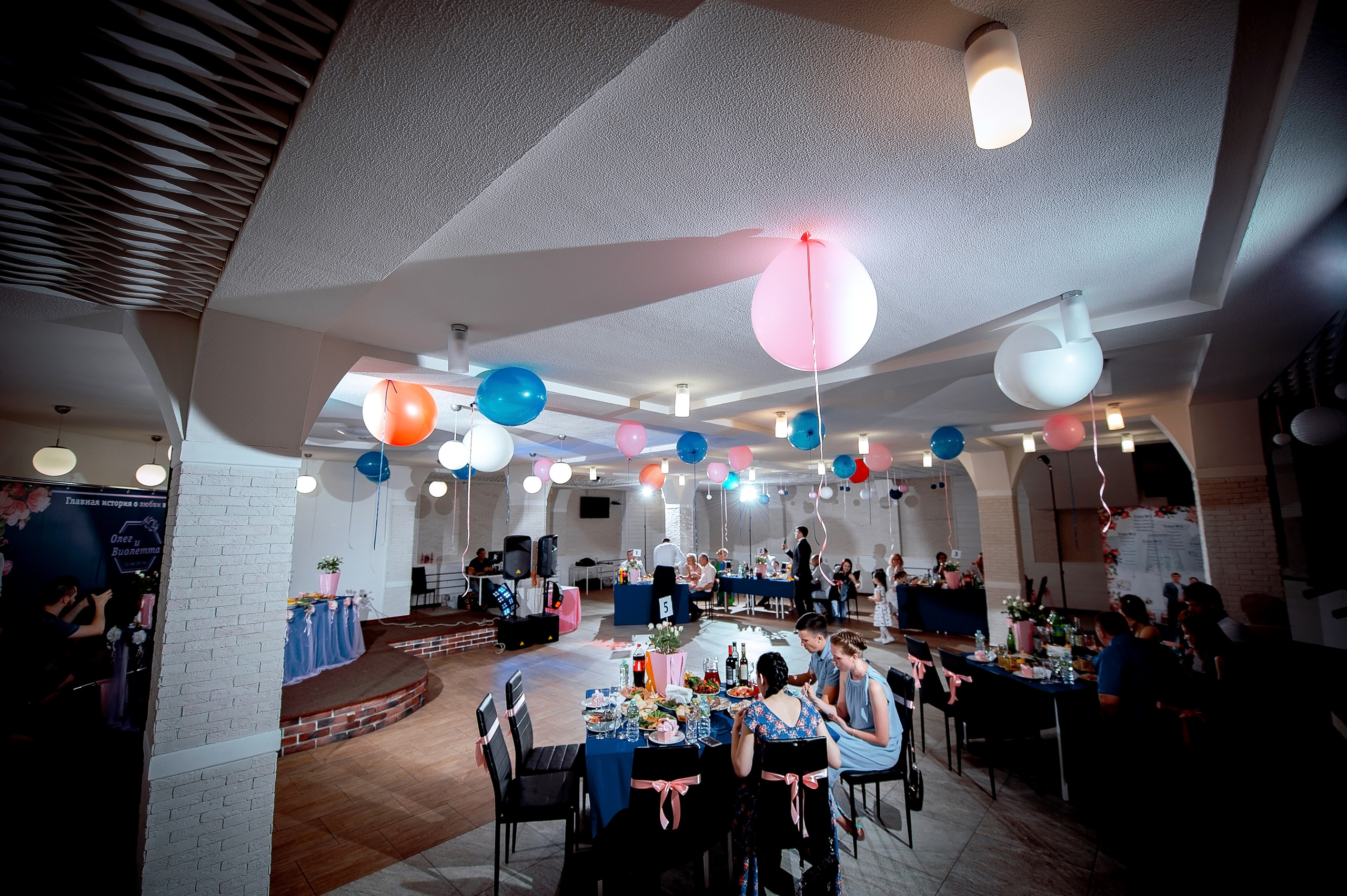 Летняя свадьба на ВДНХ. Свадебный и семейный фотограф Виктория Носачёва. Щелково, Москва и МО