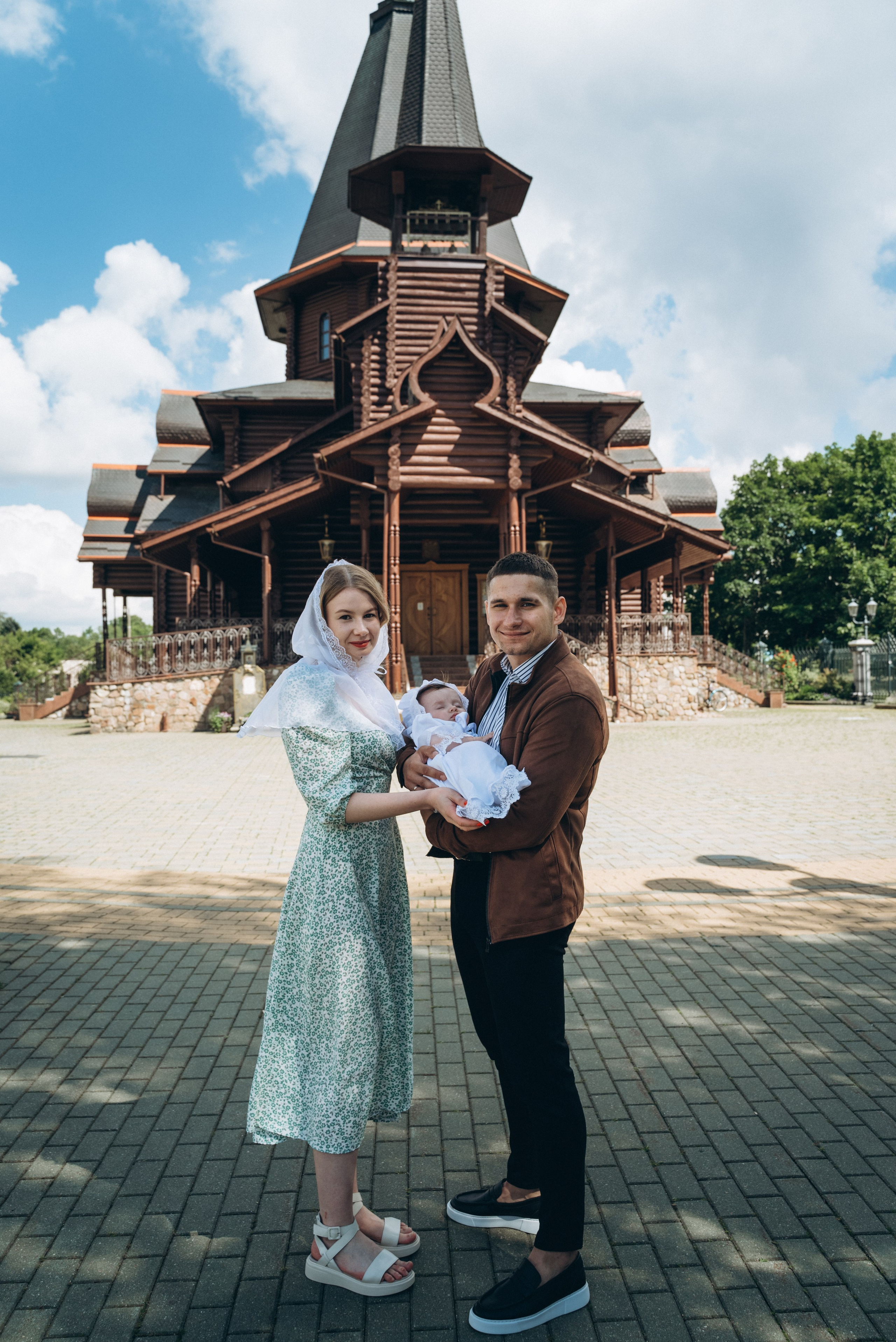 Крещение Варюши (Храм Святой Живоначальной Троицы). Семейный фотограф в Минске Дарья Дреко