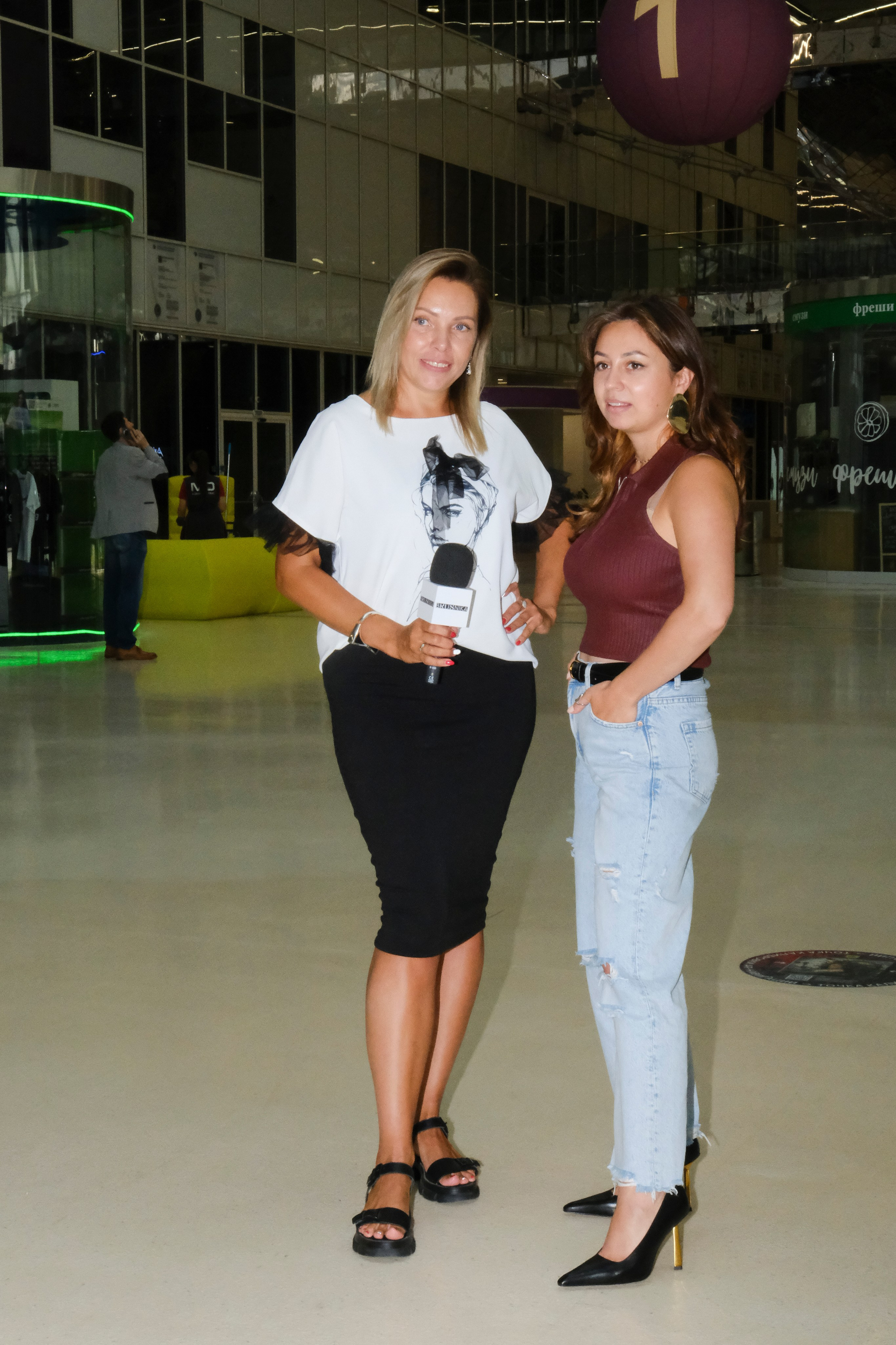 Репортаж бизнес-конференции в Сколково от сообщества BRUSNIKA. Индивидуальная фотосъёмка в Москве. Фотограф Василиса Тарасова