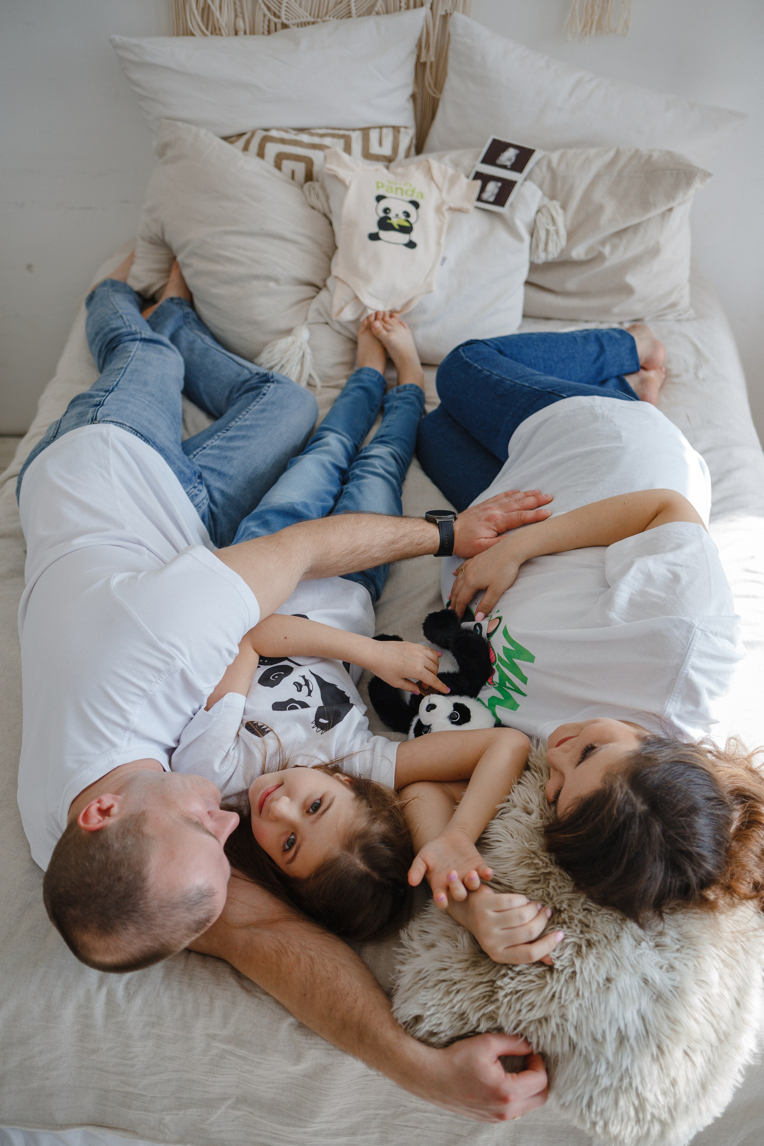 Александр, Екатерина и Василиса. Семейный фотограф Николаева Ольга