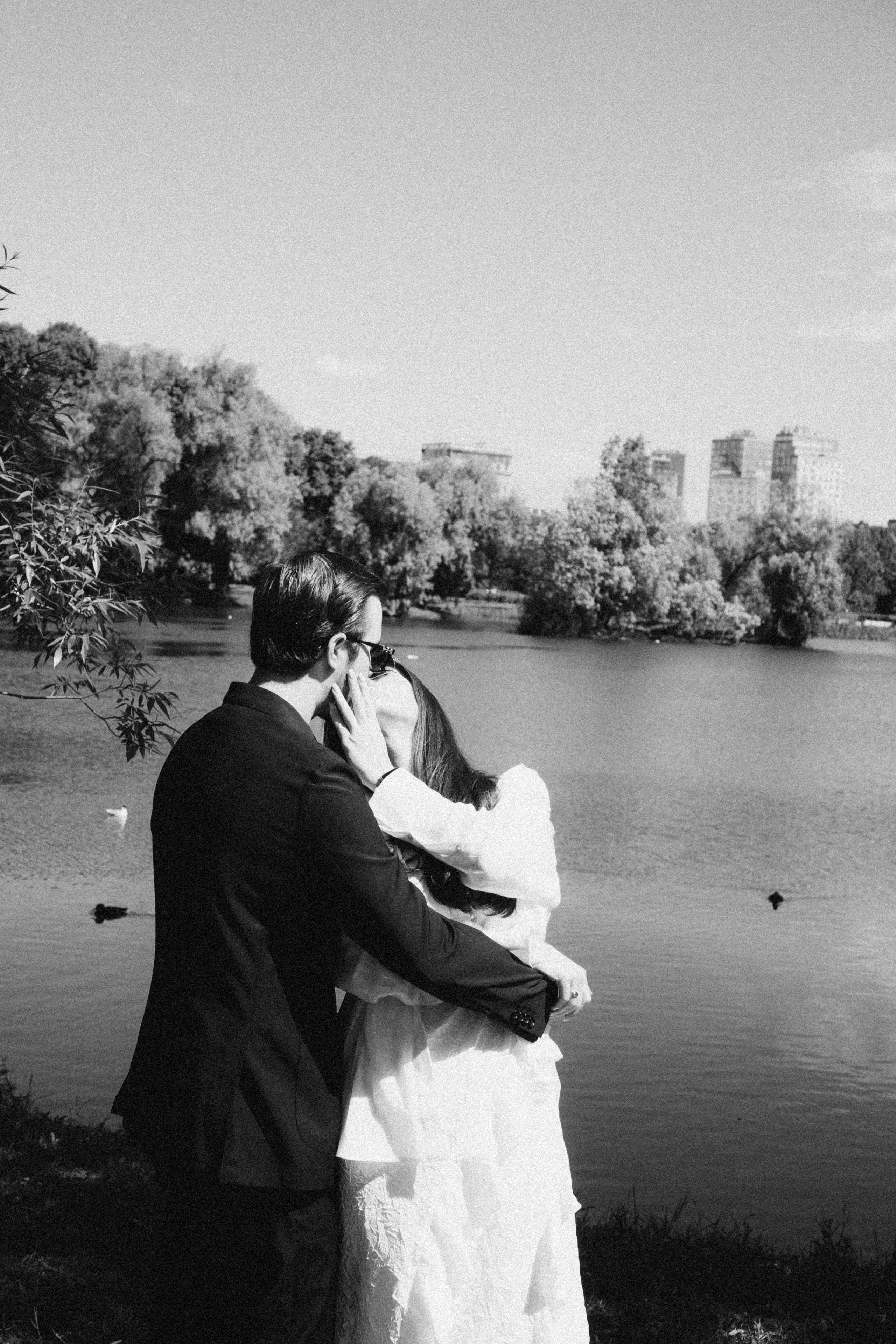 СВАДЕБНАЯ СЬЕМКА В ПАРКЕ ПОБЕДЫ И ПРОГУЛКА ПО МОСКОВСКОМУ ПРОСПЕКТУ. Профессиональный фотограф, Санкт-Петербург — Виктория Богомолова