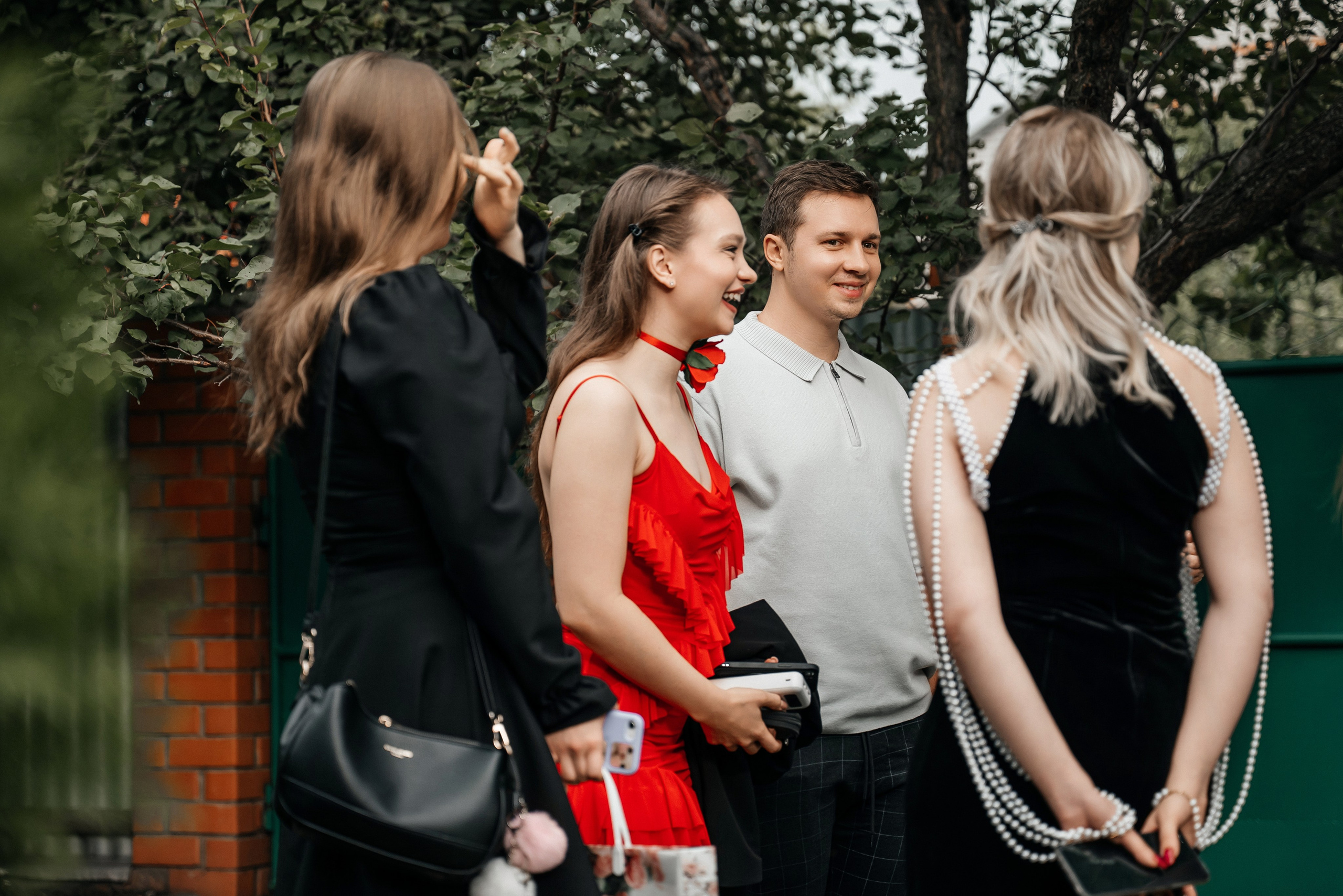 «Свадьба Даши и Артема». Школьный фотограф в Валуйках. Фотосессии для выпускников и изготовление выпускных альбомов в городе Валуйки и в Белгородской области