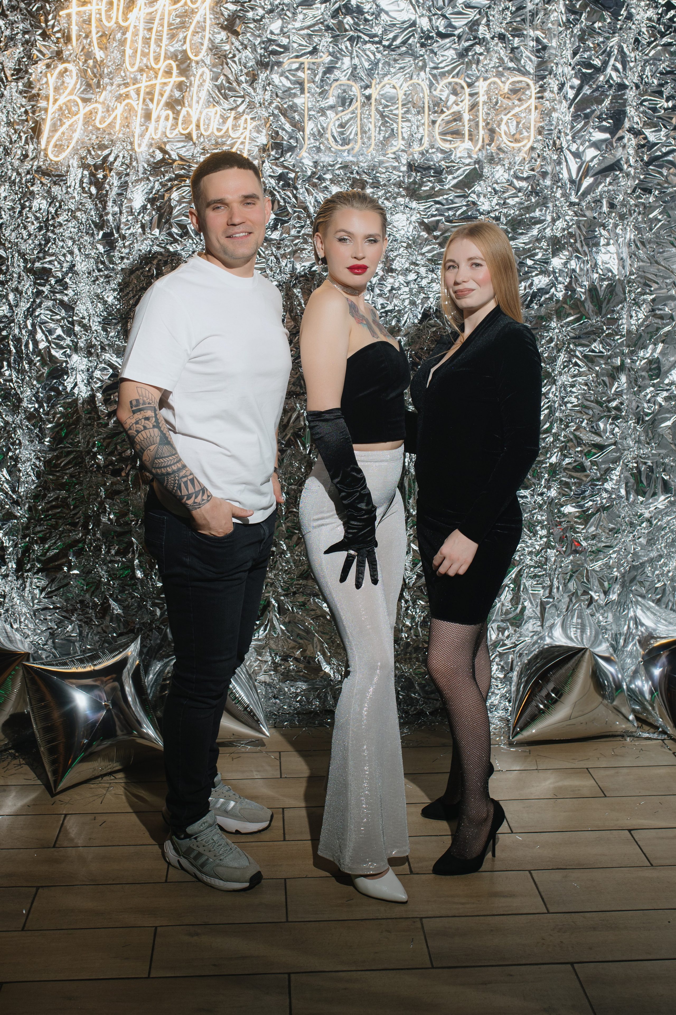 День рождения Томы — Let`s Talk Bar. Свадебный фотограф Екатеринбург/Челябинск — Любовь Волохова