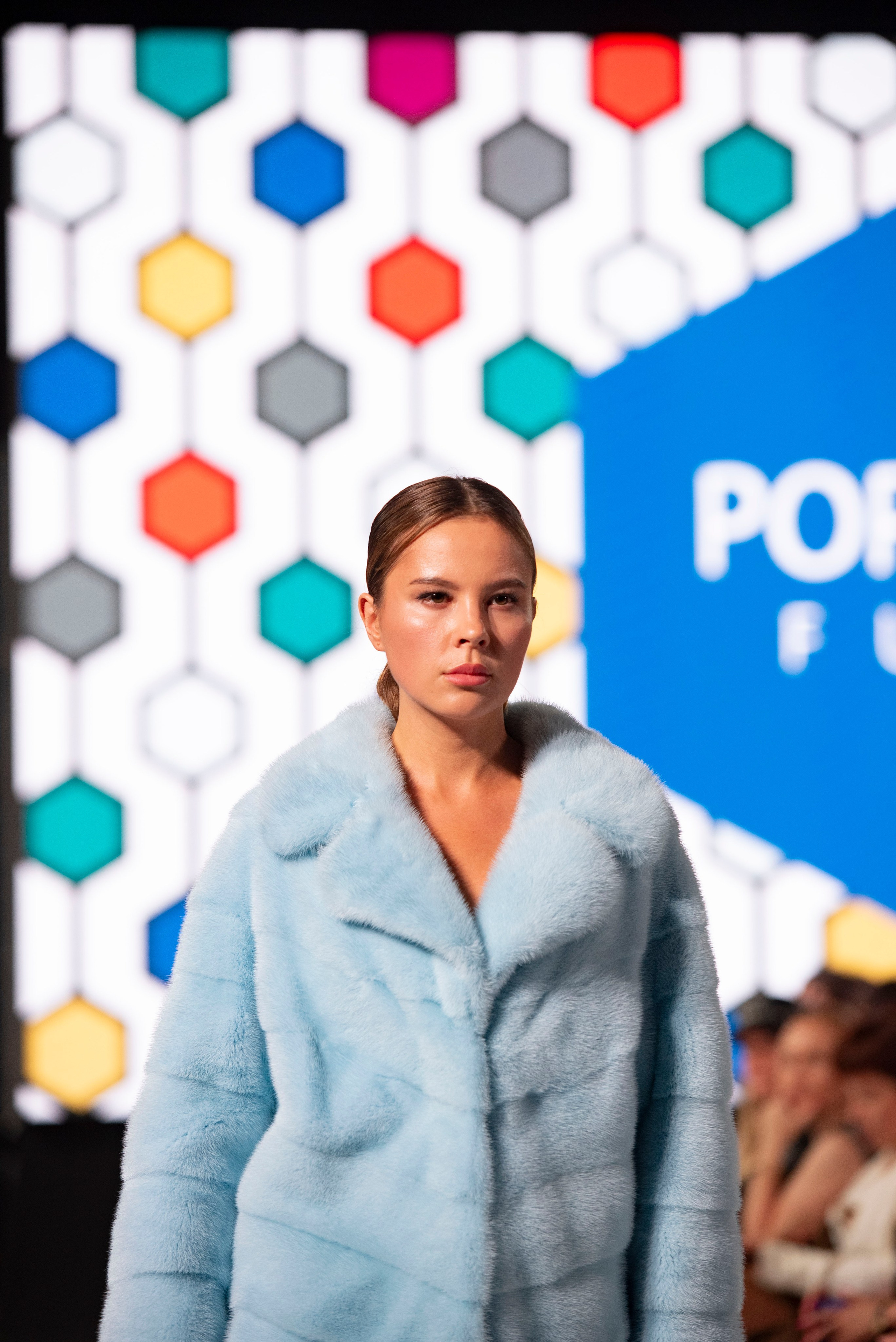 Фотограф на модельный показ. Свадебный, семейный, фэшн фотограф, школьный фотограф в Сочи