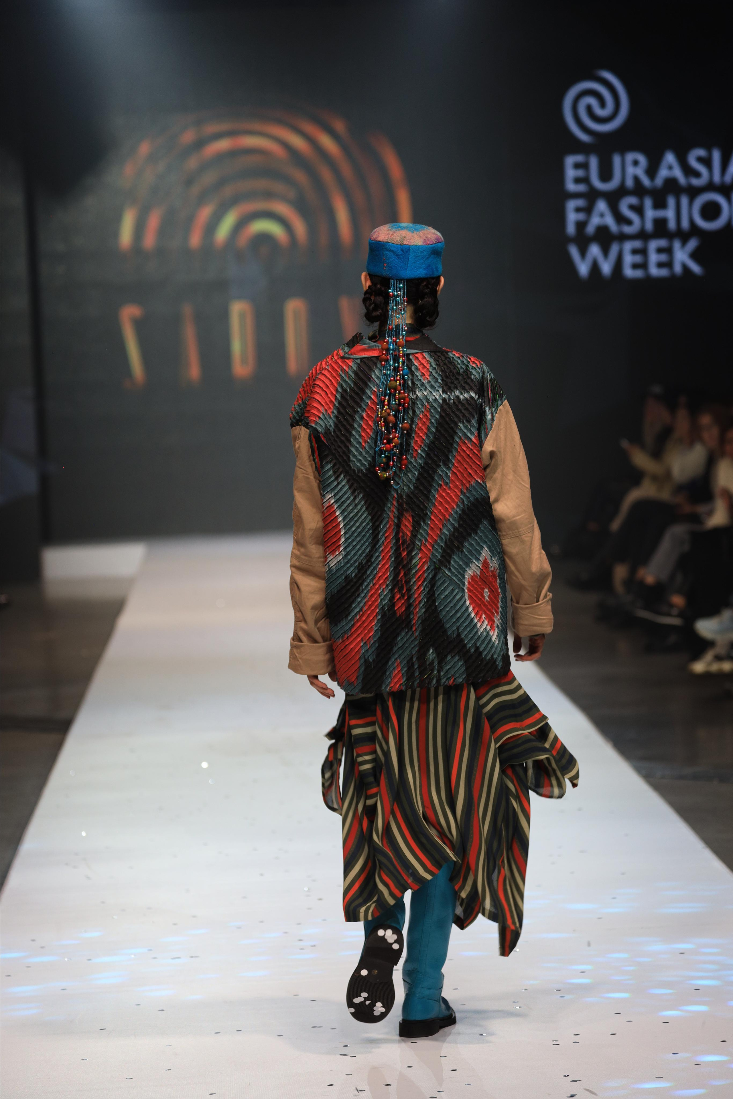 Eurasian Fashion Week 2022. Контент Фотограф в Алматы и мире Джантурина Динара