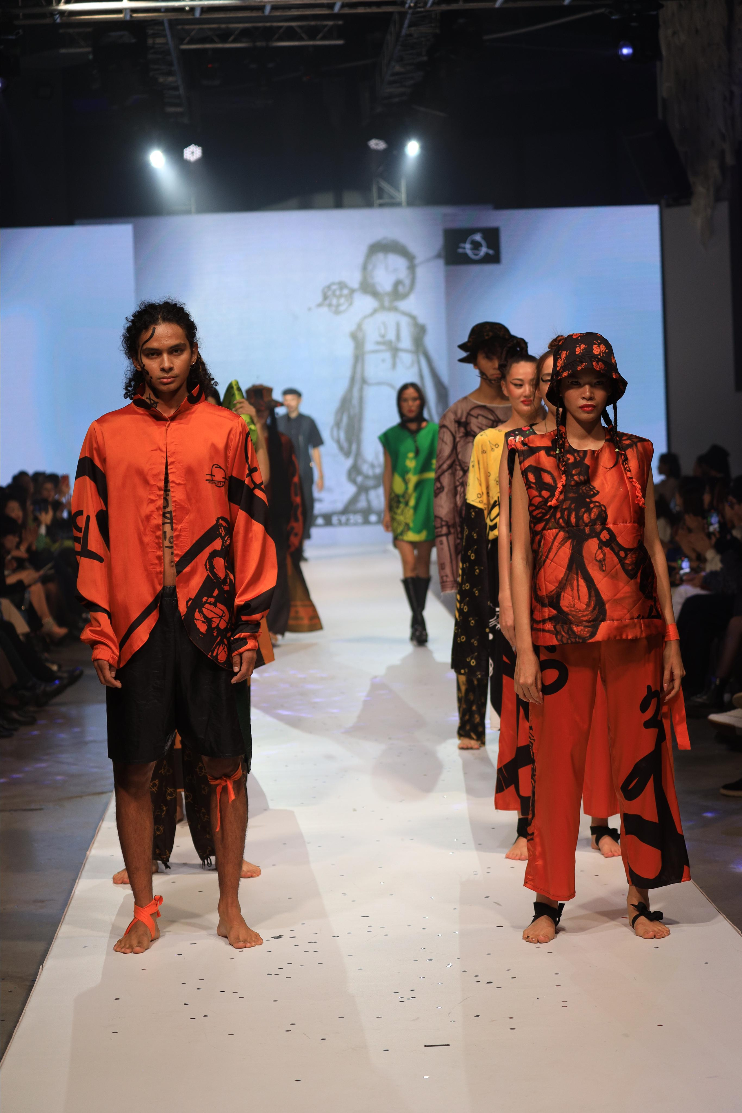 Eurasian Fashion Week 2022. Контент Фотограф в Алматы и мире Джантурина Динара