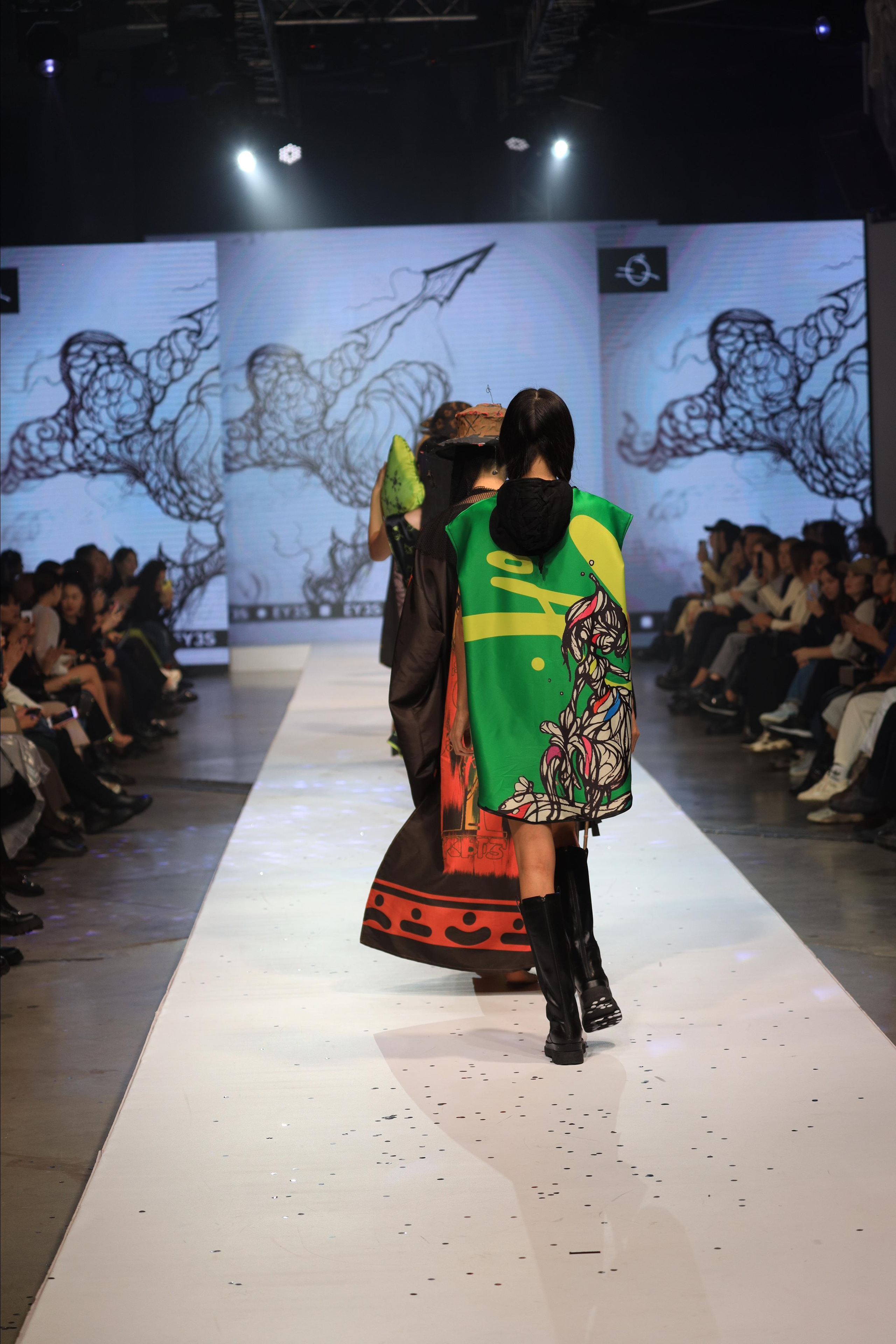 Eurasian Fashion Week 2022. Контент Фотограф в Алматы и мире Джантурина Динара