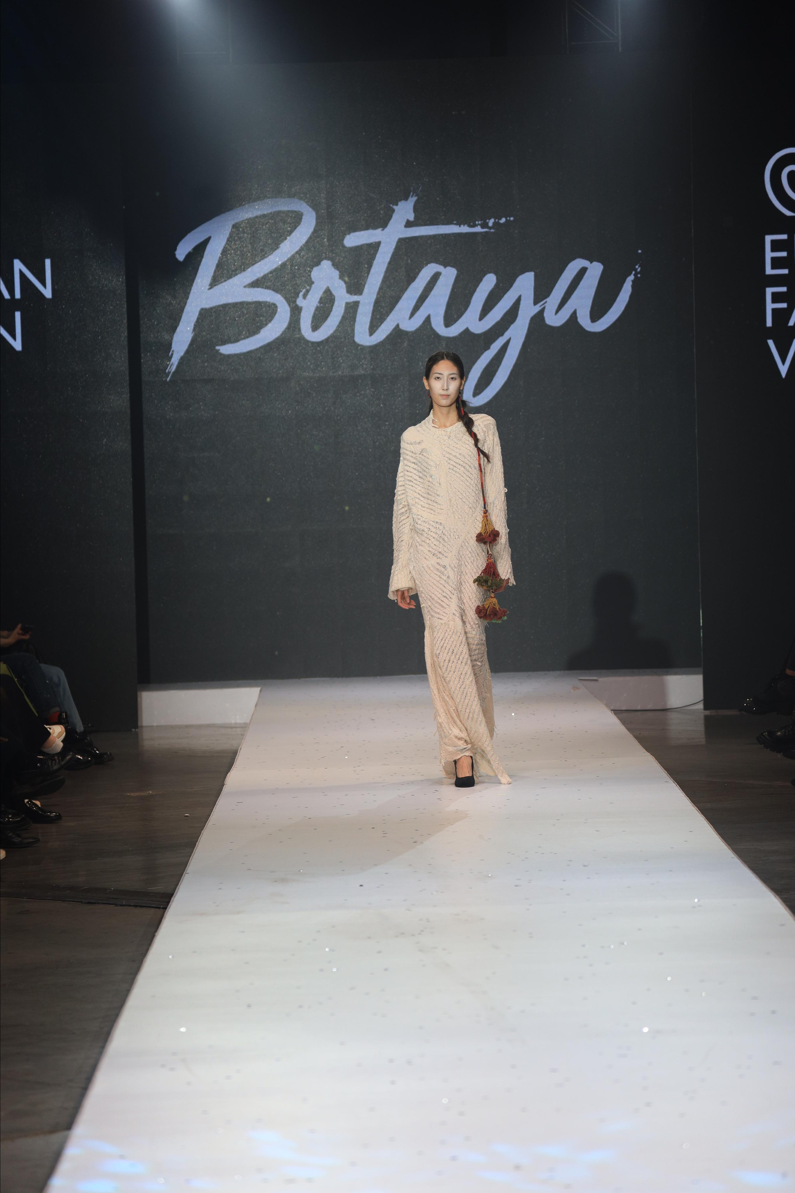 Eurasian Fashion Week 2022. Контент Фотограф в Алматы и мире Джантурина Динара