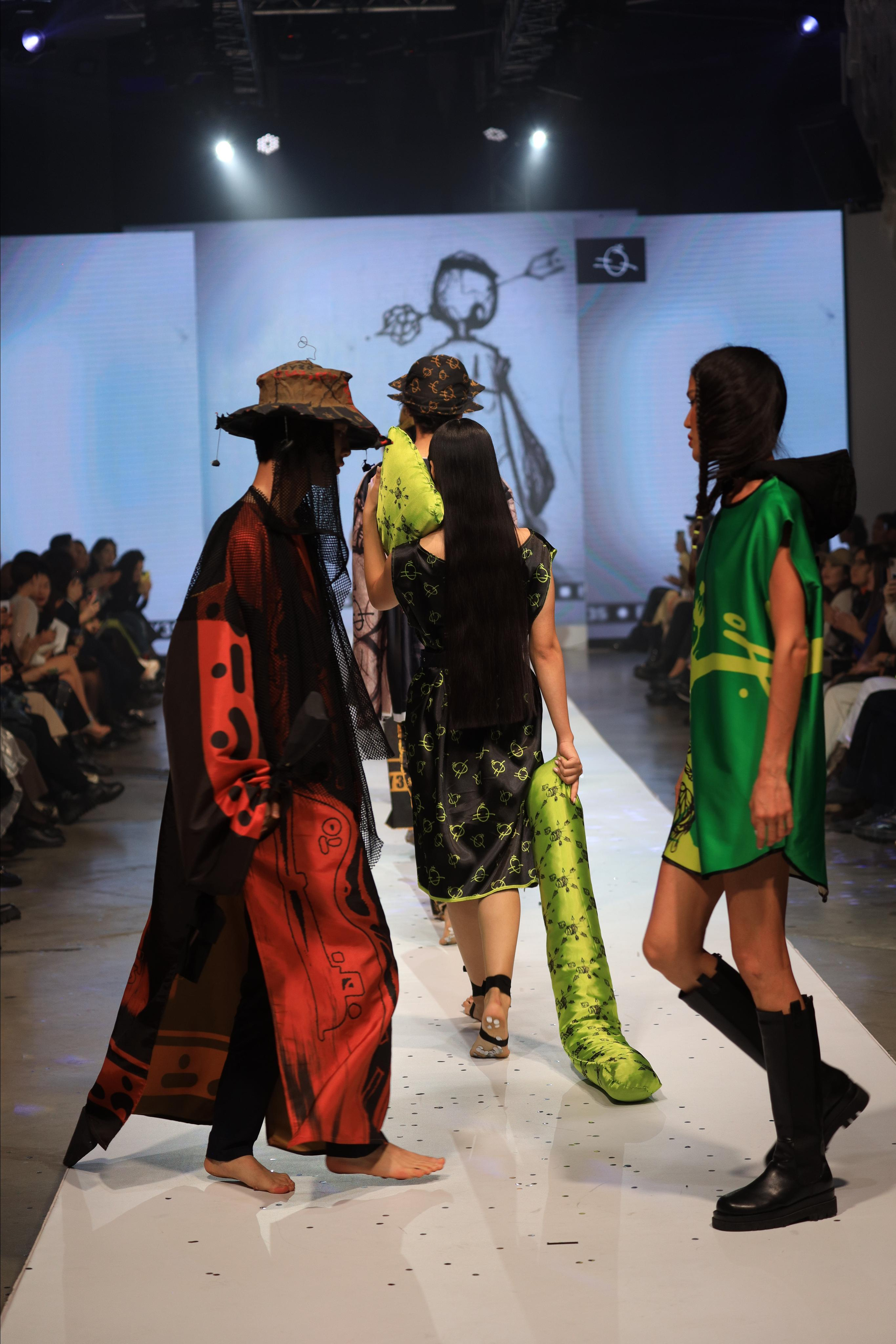 Eurasian Fashion Week 2022. Контент Фотограф в Алматы и мире Джантурина Динара