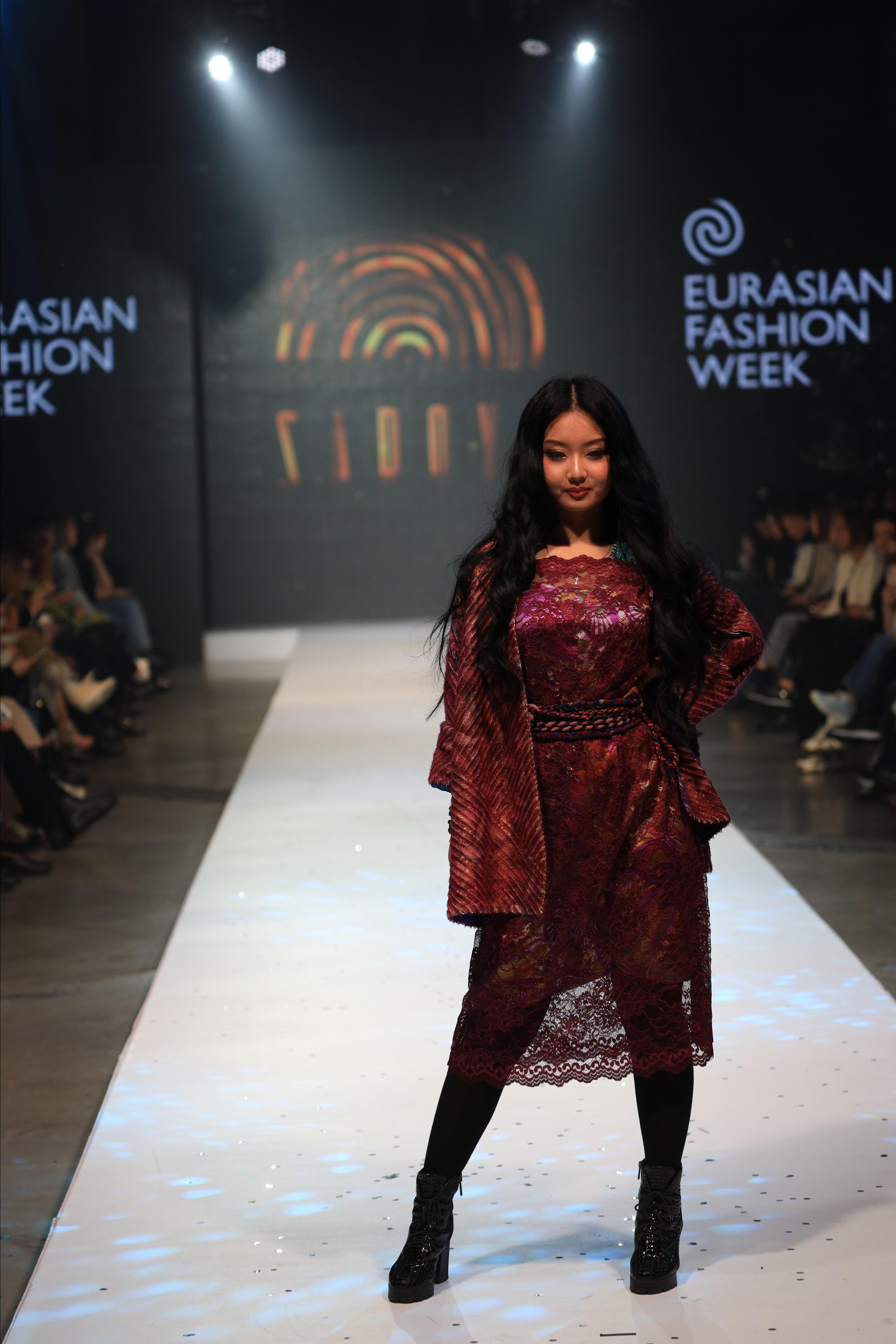 Eurasian Fashion Week 2022. Контент Фотограф в Алматы и мире Джантурина Динара